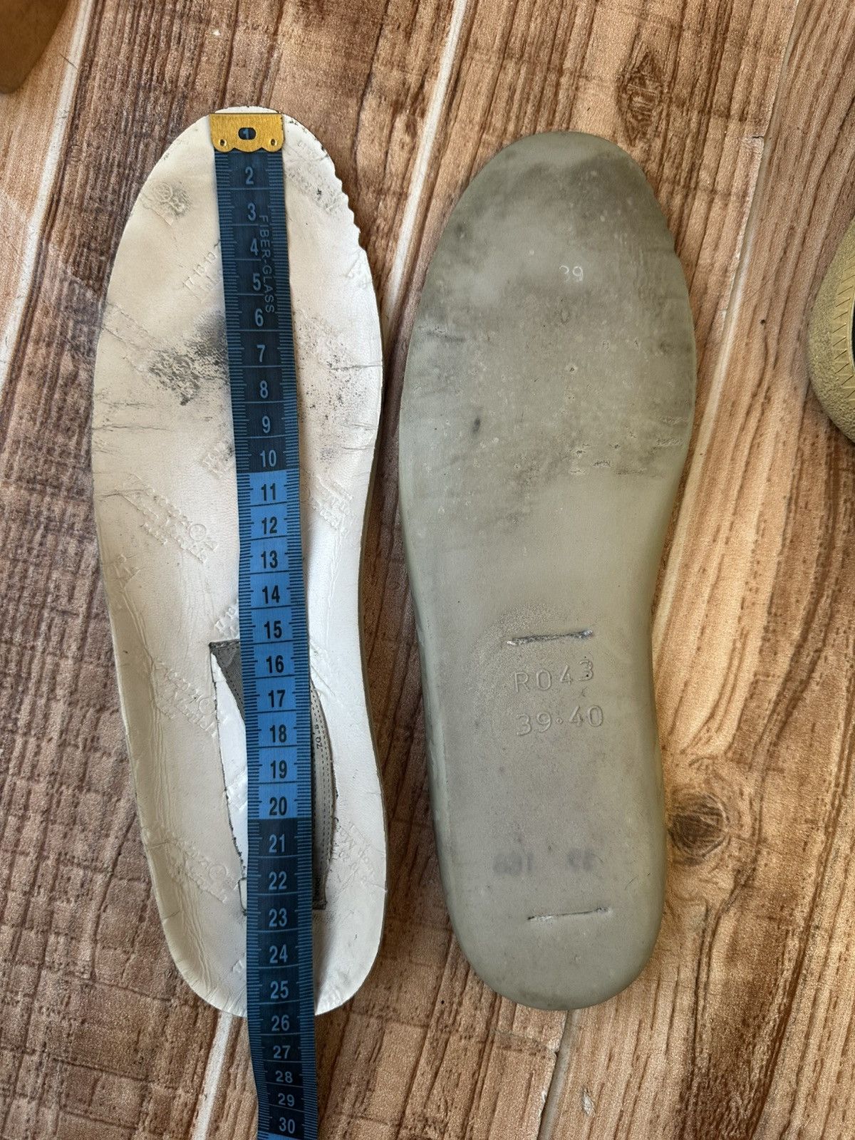 Maison Margiela Maison Margiela Archive Brown GAT Rare Vintage Size US 9 / IT 39 - 21 Thumbnail