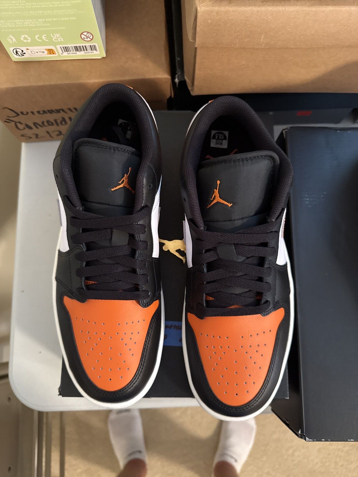 Jordan Brand Jordan 1 Low Shattered Backboard Size US 10.5 / EU 43-44 - 6 Thumbnail
