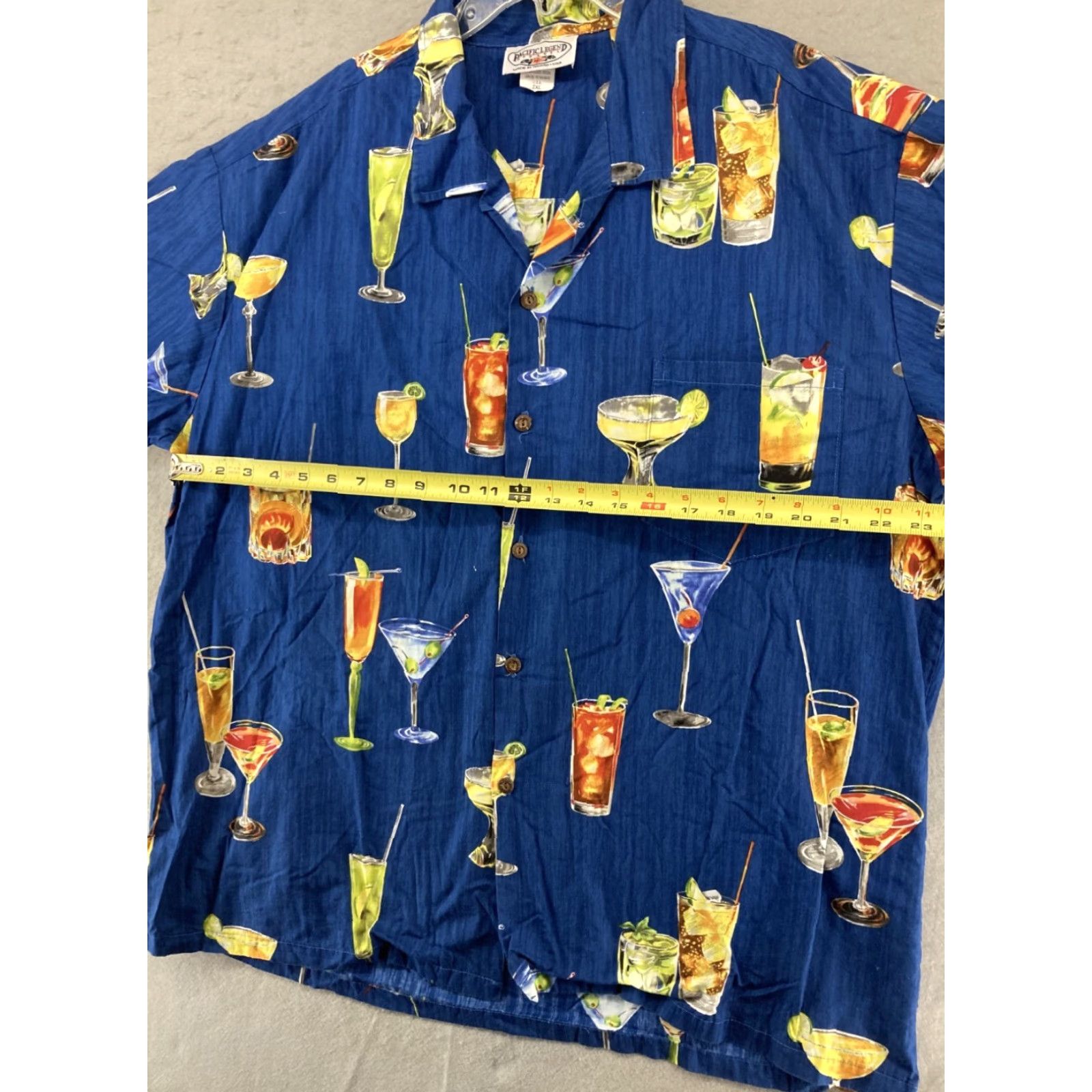 Vintage Vintage Legend Hawaiian Shirt Men 2XL Short Sleeve Blue Cocktails Summer Vacation Size US 39 - 6 Thumbnail