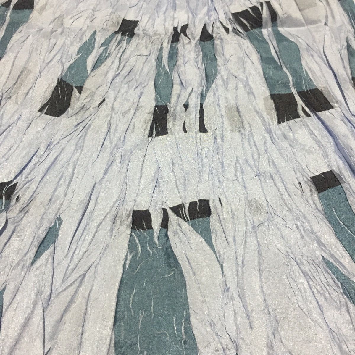 Pleats Please Issey Miyake PLEATS PLEASE ISSEY MIYAKE Short Sleeve Blouse Pleated Size M / US 6-8 / IT 42-44 - 3 Thumbnail