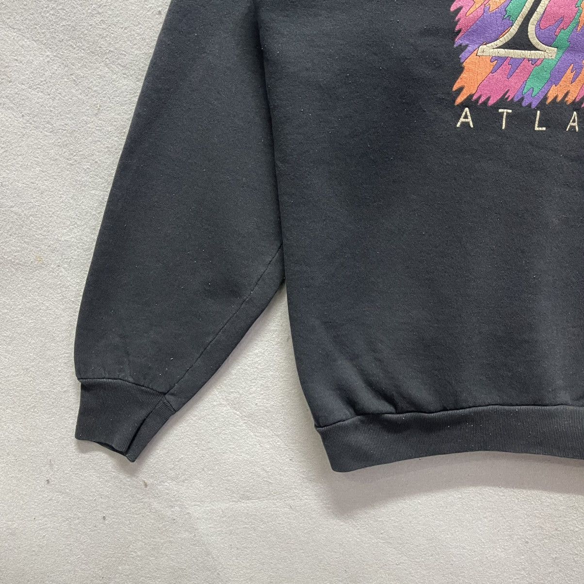 Vintage Vintage Atlanta Graphic Sweatshirt (1990s) Size US L / EU 52-54 / 3 - 5 Thumbnail