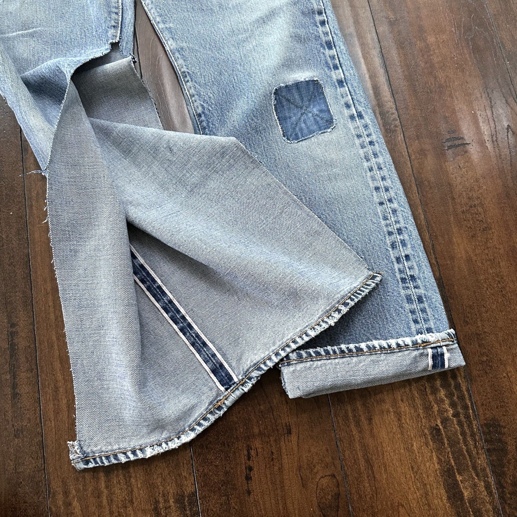 Levi's Levis 501 XX Jeans Vintage 80s 70s Redline Selvedge USA Blue Denim Cotton Button Jean Straight Mens 28 Inseam 29 Rise Mid 10-12 Size US 28 / EU 44 - 2 Thumbnail