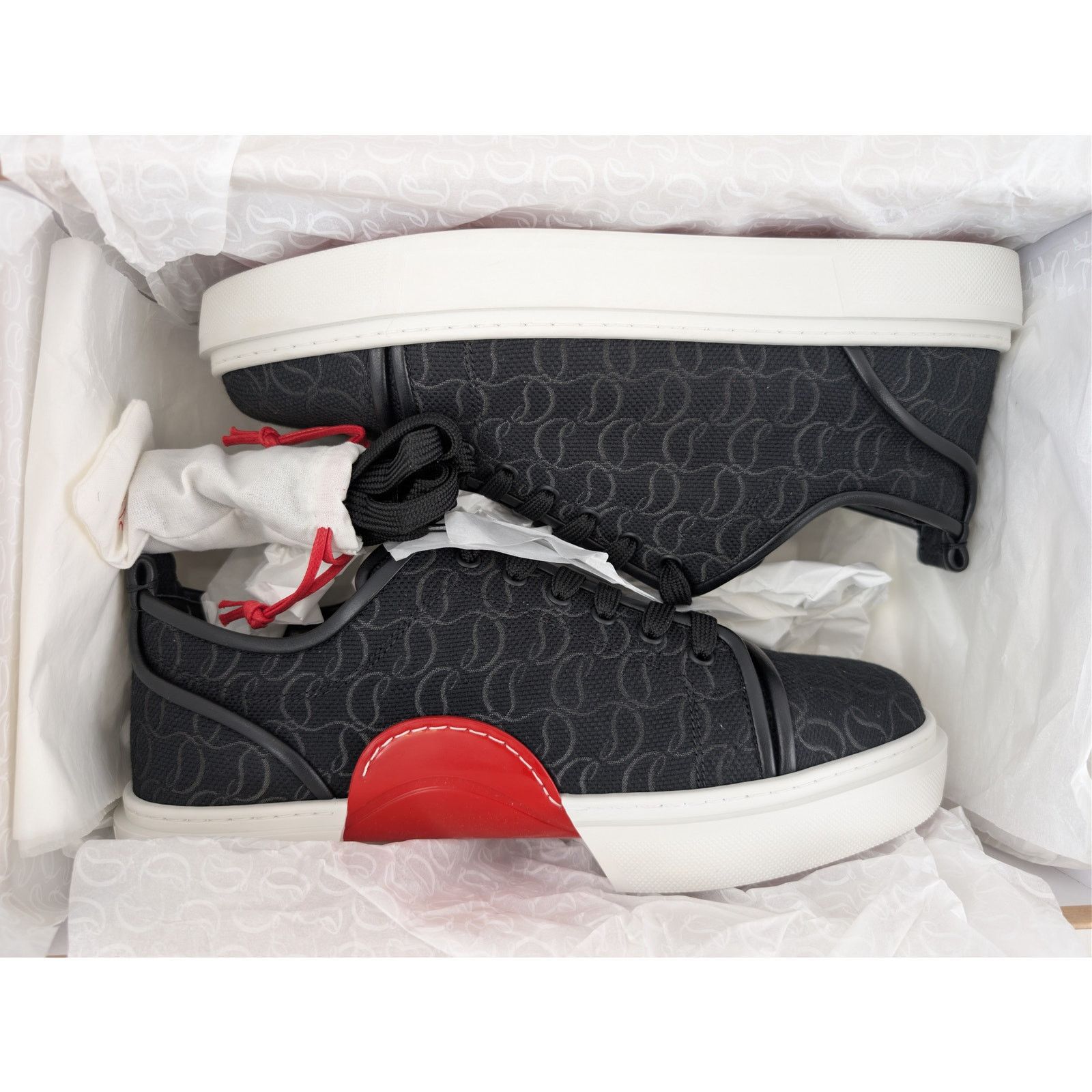 Christian Louboutin o1rshd1 Adolon Junior Flat Sneakers Shoe in Black/White Size US 12 / EU 45 - 22 Thumbnail
