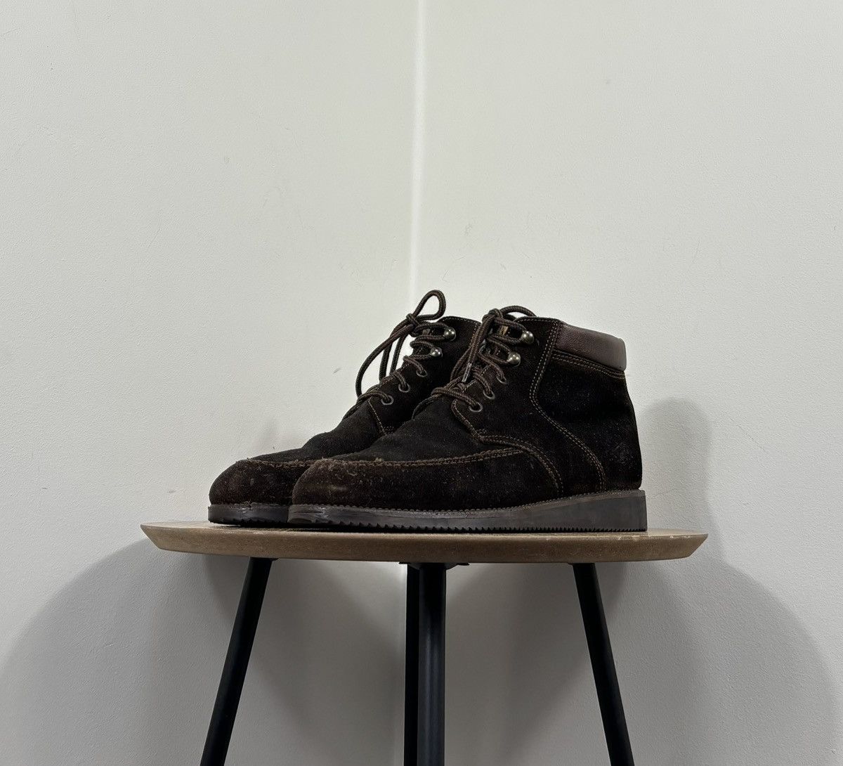 Bally Bally Men’s Swiss-Made Split Toe Brown Suede Chukka Boots Size US 8.5 / EU 41-42 - 8 Thumbnail