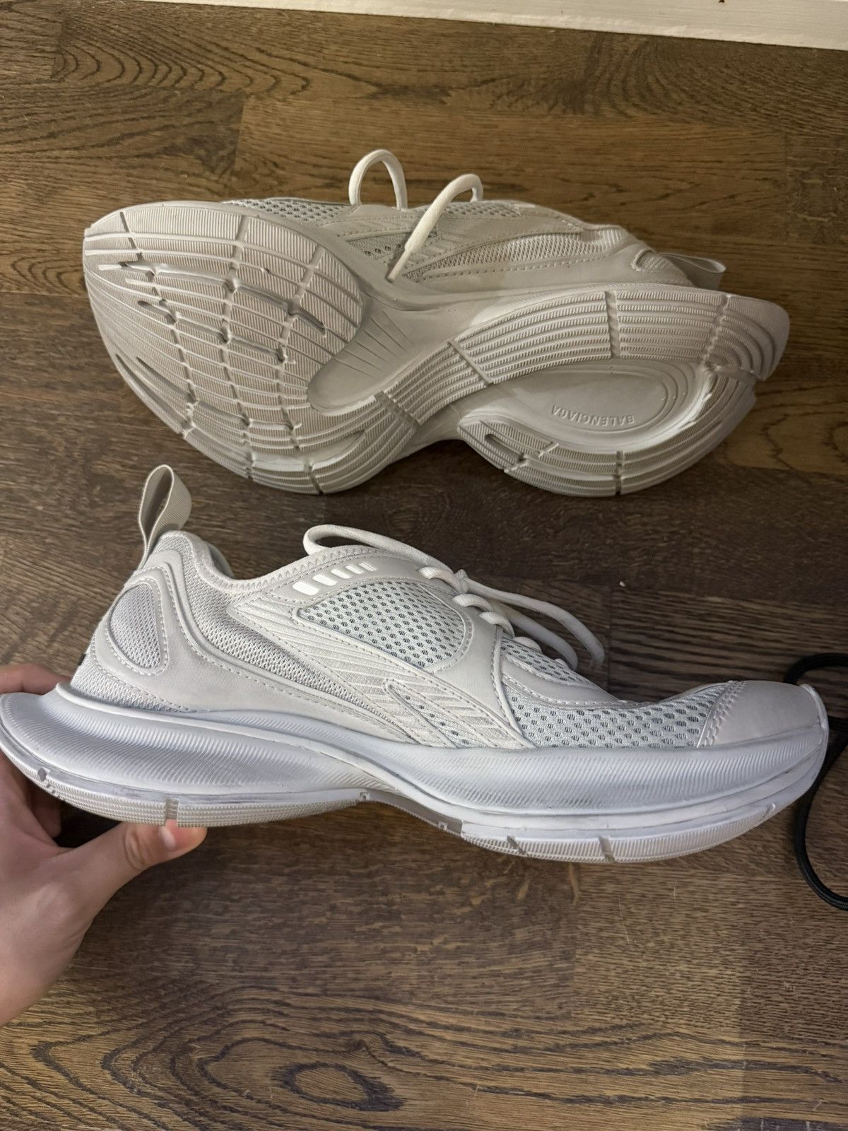 Balenciaga balenciaga circuit Size US 8 / EU 41 - 4 Thumbnail