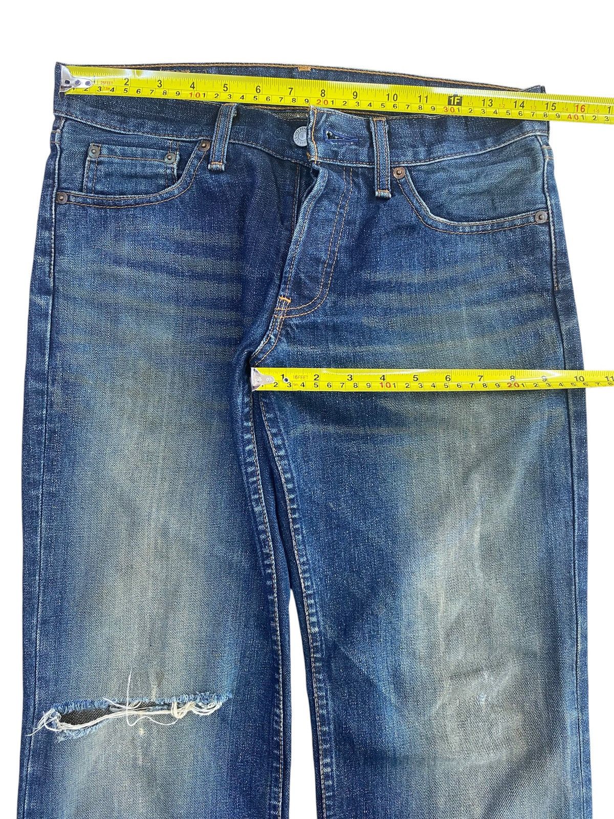 Levi's Levi’s 522 Faded Wash Ripped Style Straight Cut Jeans Size US 30 / EU 46 - 5 Thumbnail