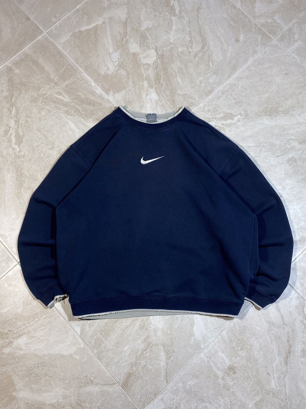 Nike Vintage 00s Nike y2k distressed swoosh oversized sweatshirt Size US XXL / EU 58 / 5 - 1 Thumbnail