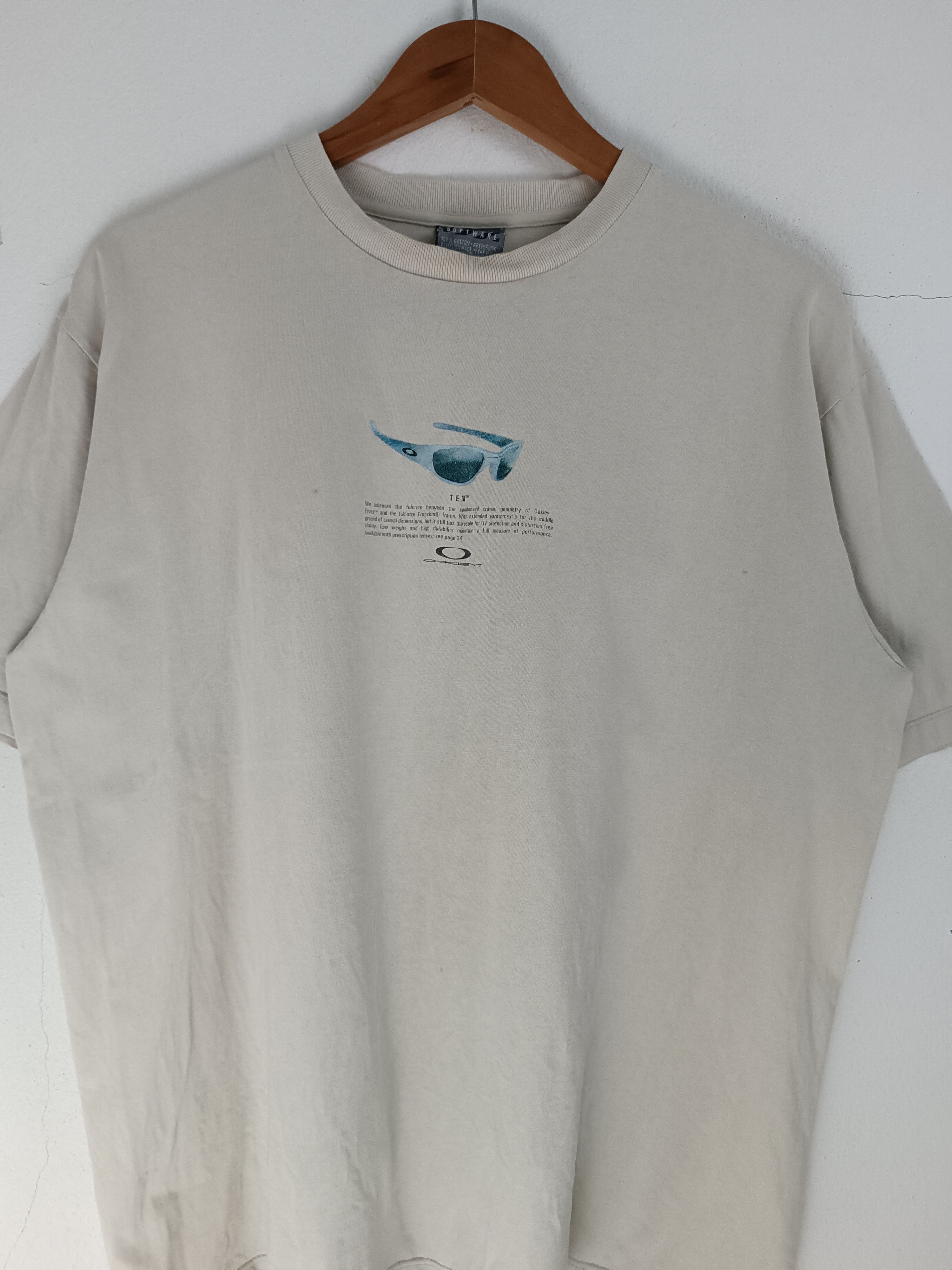 Oakley VERY RARE VINTAGE 90'S OAKLEY RACING JACKET EYEWEAR TEE Size US M / EU 48-50 / 2 - 6 Thumbnail