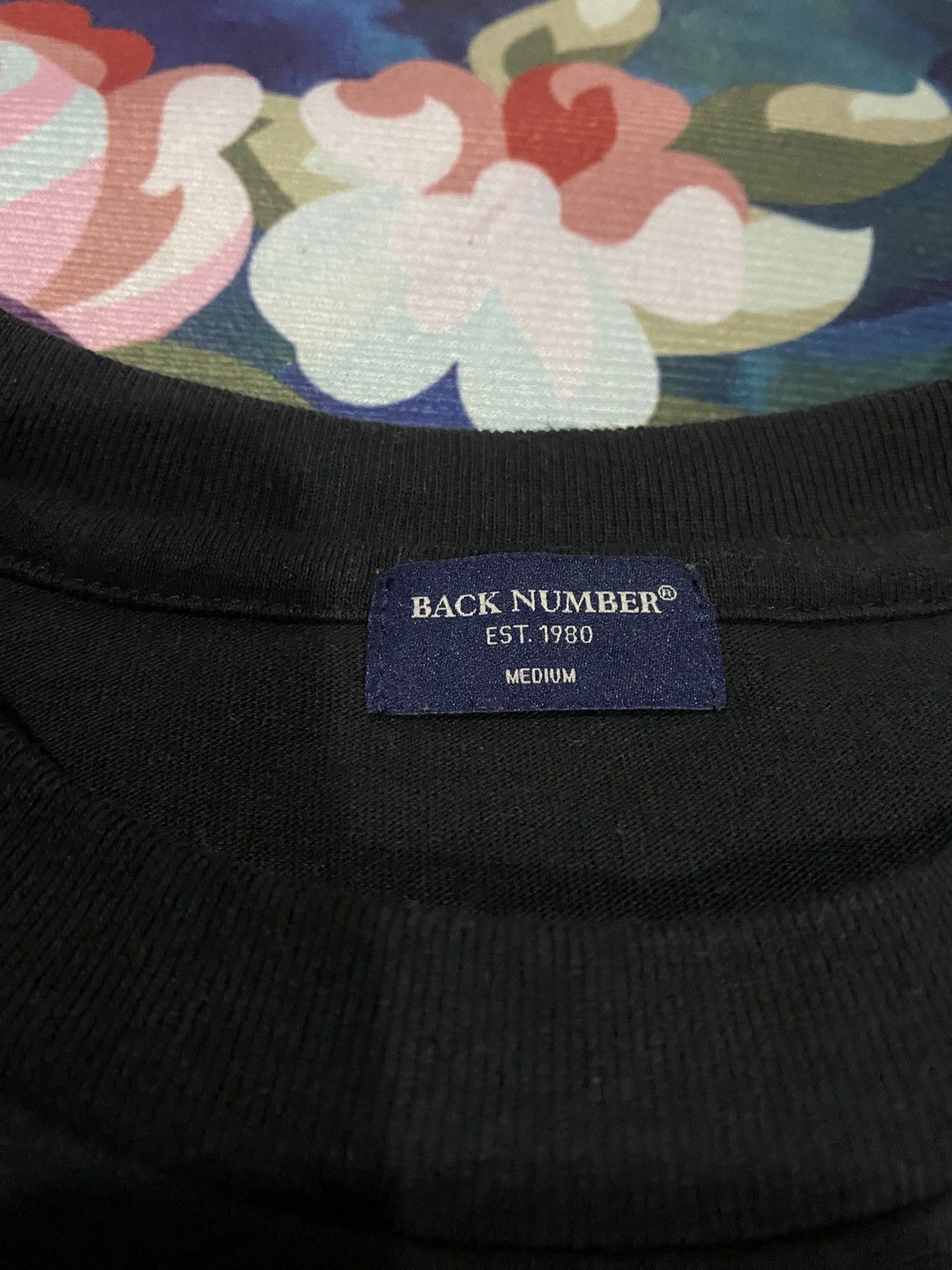 Band Tees Kurt cobain x back number tee Size US M / EU 48-50 / 2 - 5 Thumbnail