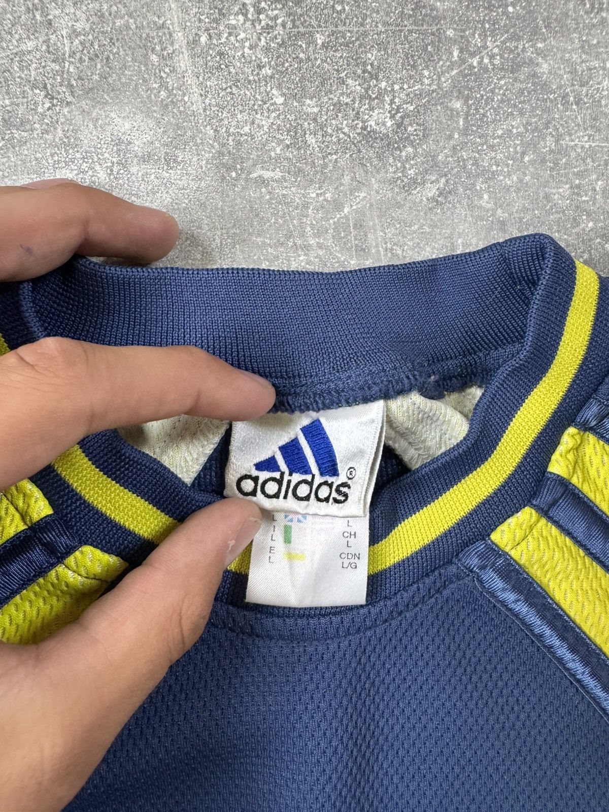 Vintage Vintage 90s Adidas Basketball Sport Sweatshirt Ledare Size US XL / EU 56 / 4 - 8 Thumbnail