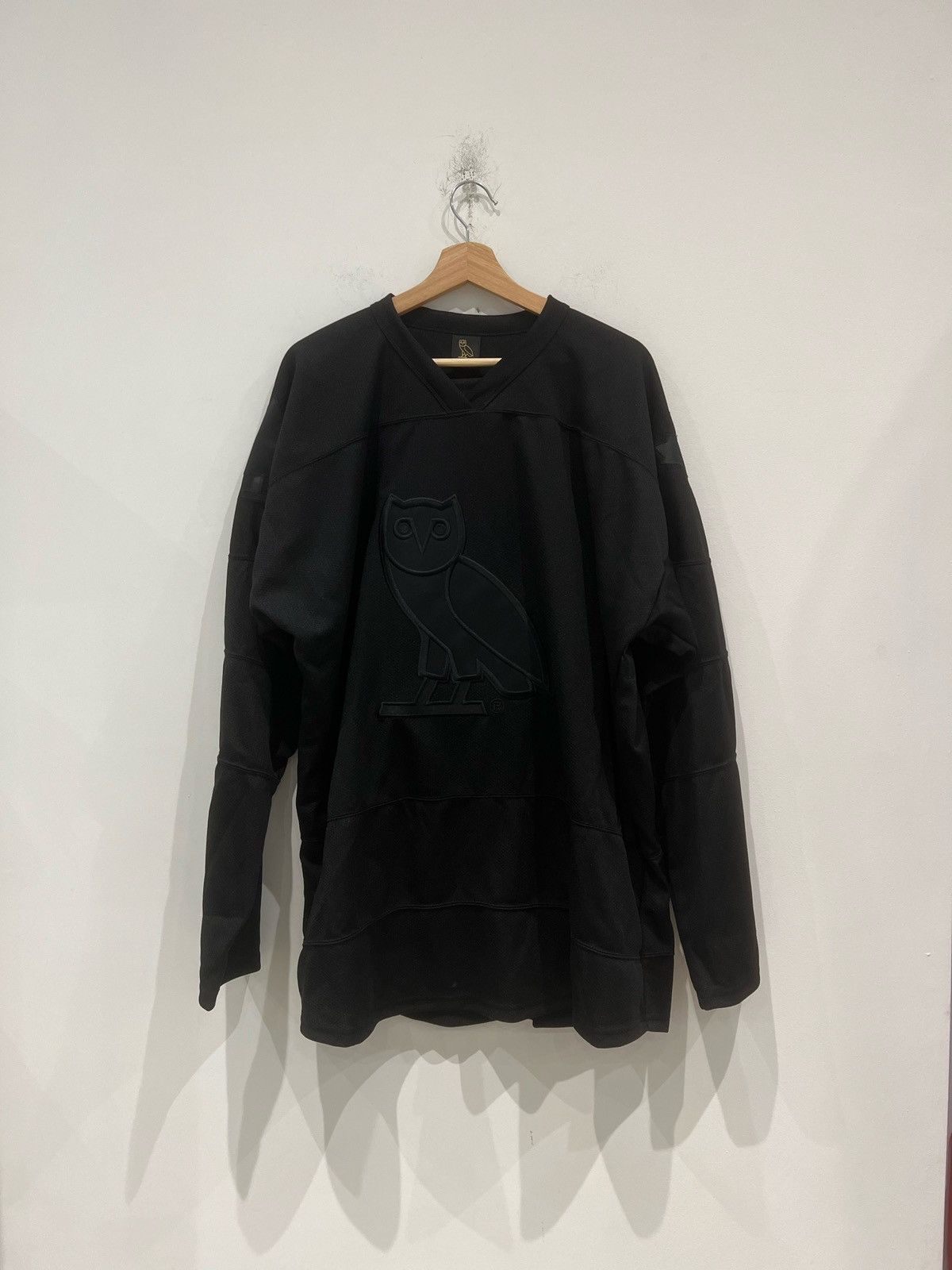 October's Very Own OVO Hockey Jersey Black Size: XXL Size US XXL / EU 58 / 5 - 1 Thumbnail