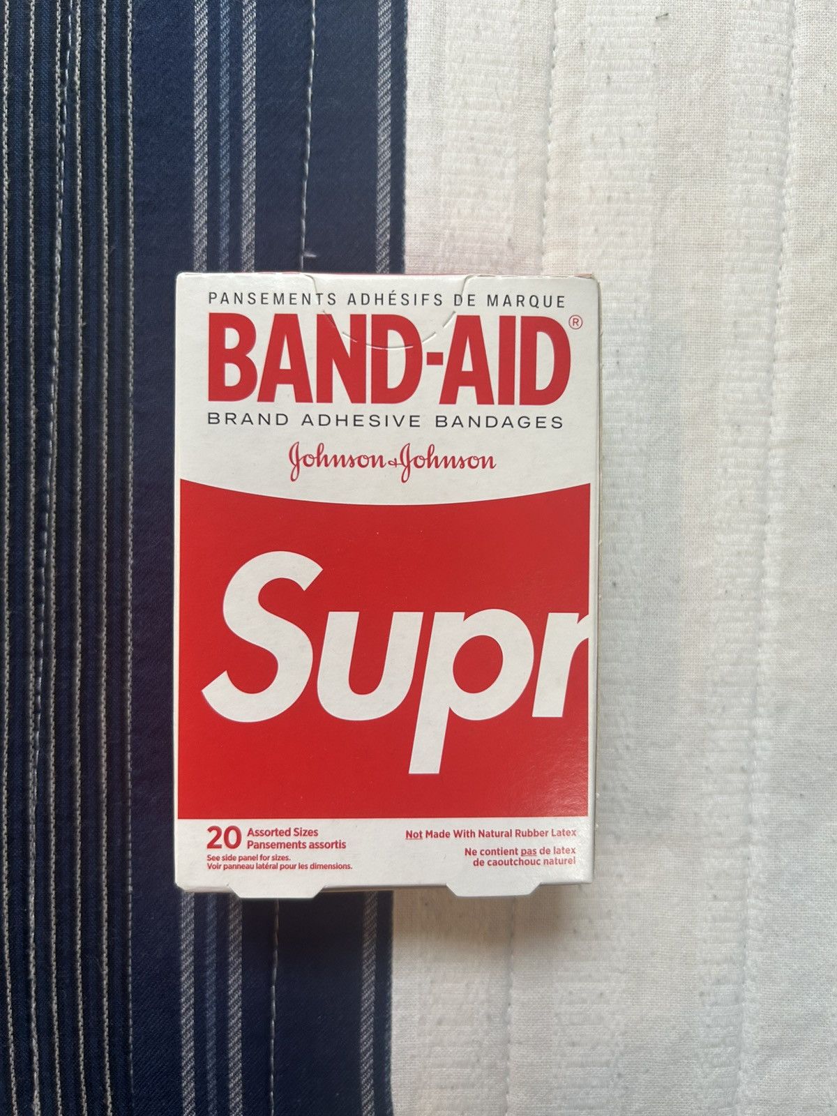 Supreme Supreme Bandaids (1 Box) Size ONE SIZE - 1 Thumbnail
