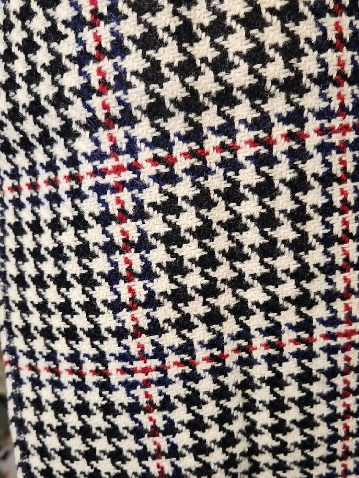 Other Classic Houndstooth Fringe Scarf Size 30" / US 8 / IT 44 - 3 Thumbnail