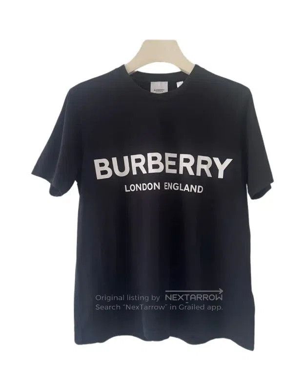 Burberry Burberry Black Logo Print T-Shirt for Women. Size M / US 6-8 / IT 42-44 - 1 Thumbnail