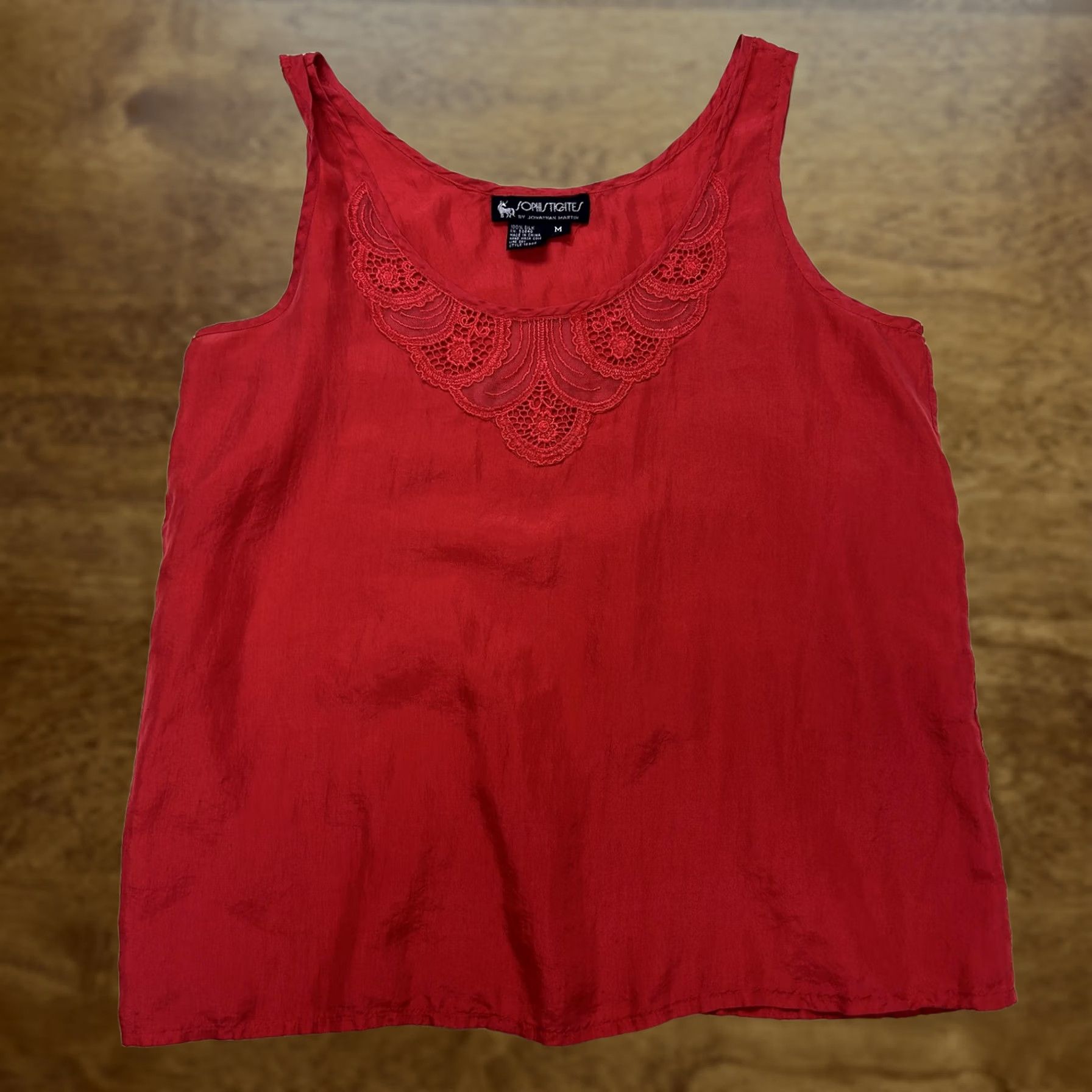 Vintage Sophisticates Tank Top Womens M Red 100% Silk Crochet Trim Scoop Neck Cami Size M / US 6-8 / IT 42-44 - 1 Thumbnail