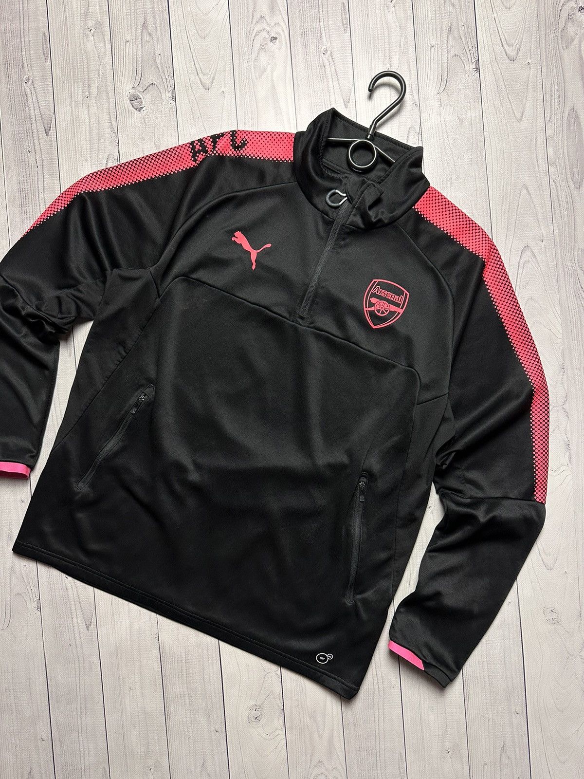 Puma Vintage puma Arsenal soccer sweatshirt size L Size US L / EU 52-54 / 3 - 2 Thumbnail