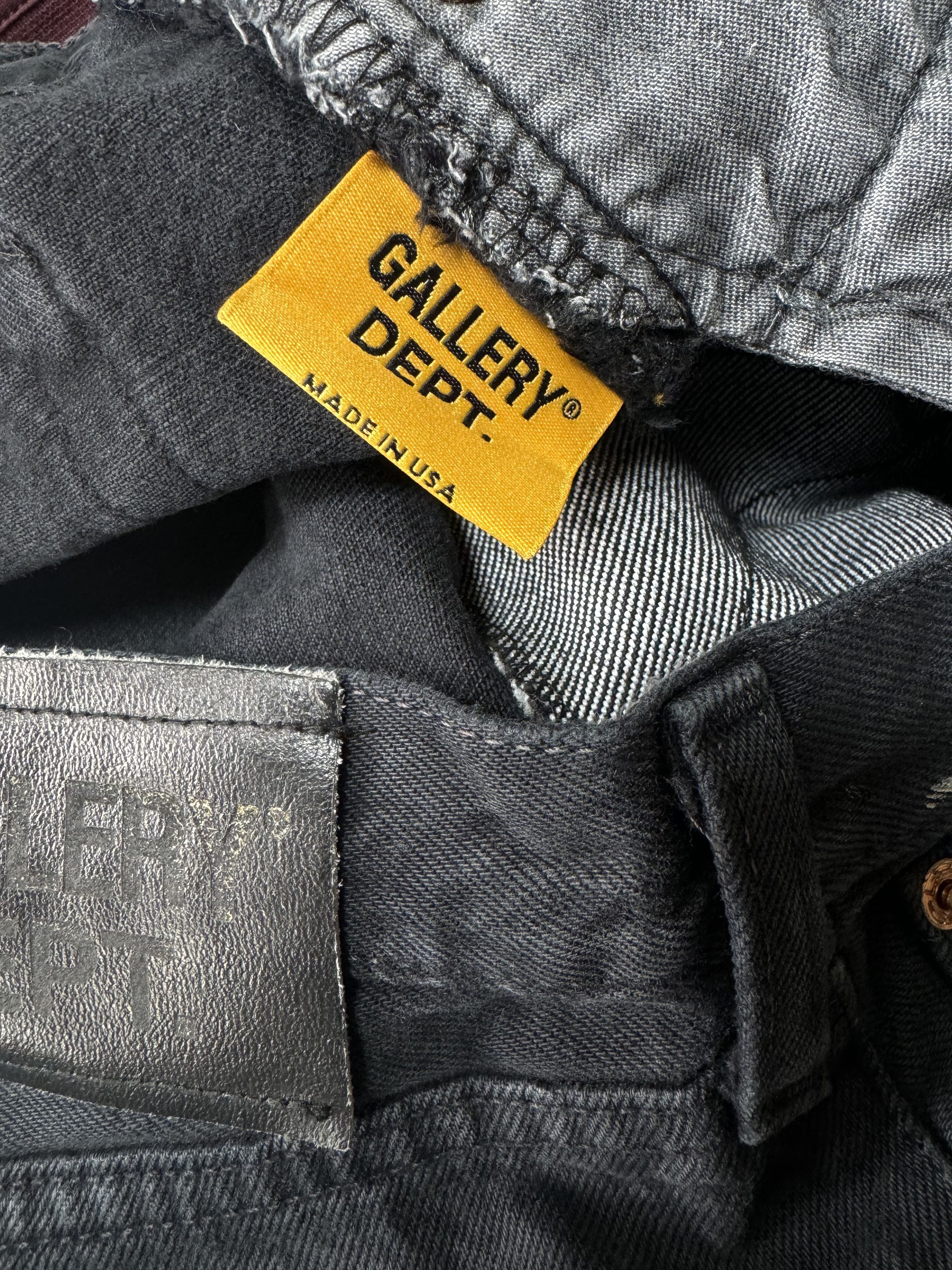 Gallery Dept. 1/1 Black Gallery Dept Flares W G Patches Size US 33 - 19 Thumbnail