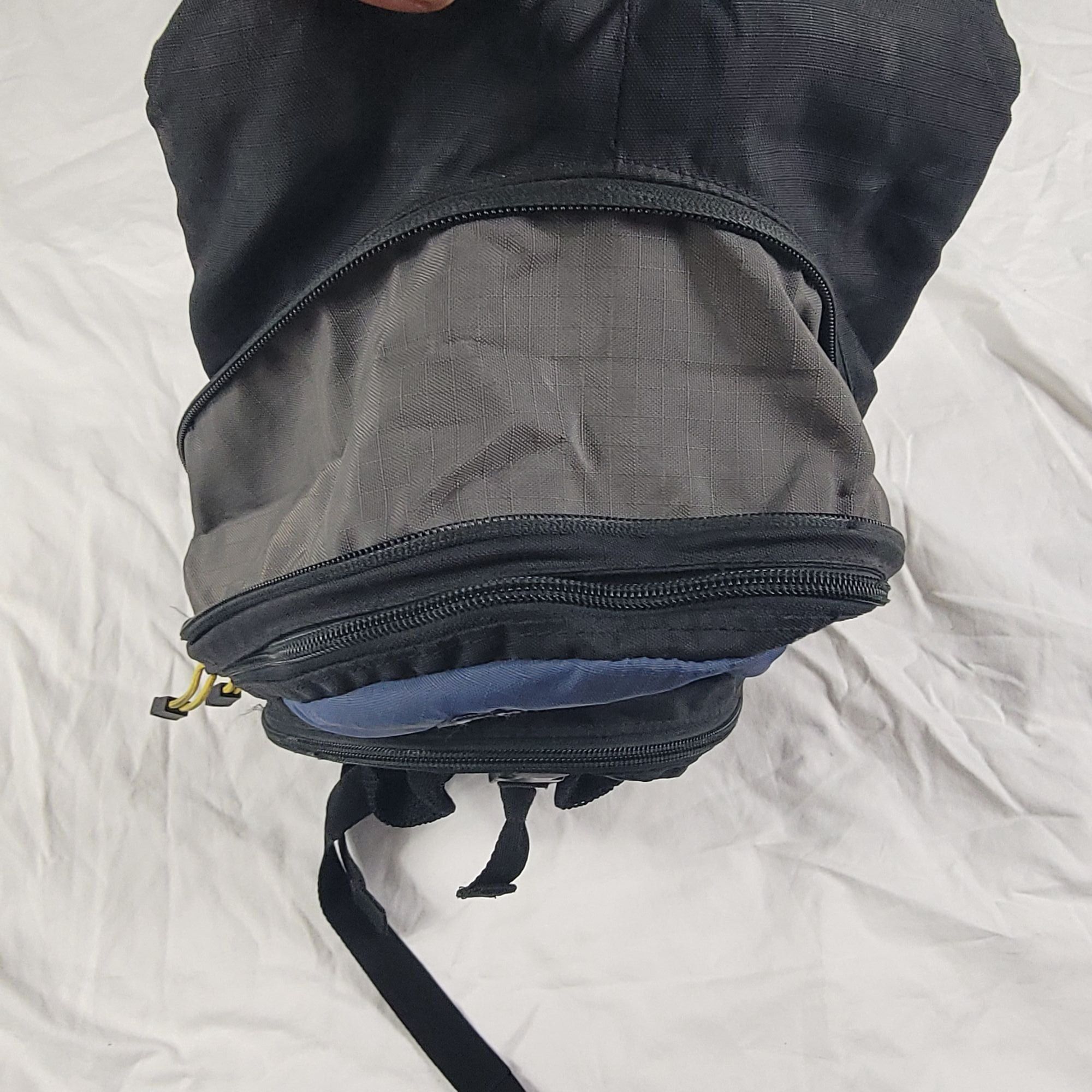 Other CamelBak Blowfish Expandable Hydration Backpack Black Blue H Size ONE SIZE - 6 Thumbnail