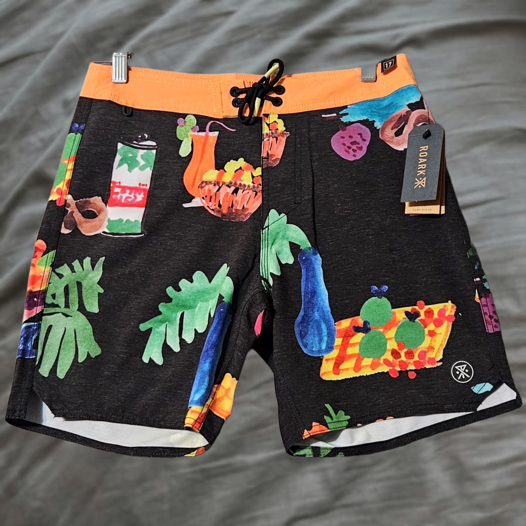 Roark Roark Passage Board Shorts Men's 28 Black Tahiti Treat NWT Bottom Marine Pattern 17" 7" Inseam Size 28 Regular NWT Size US 28 / EU 44 - 1 Thumbnail