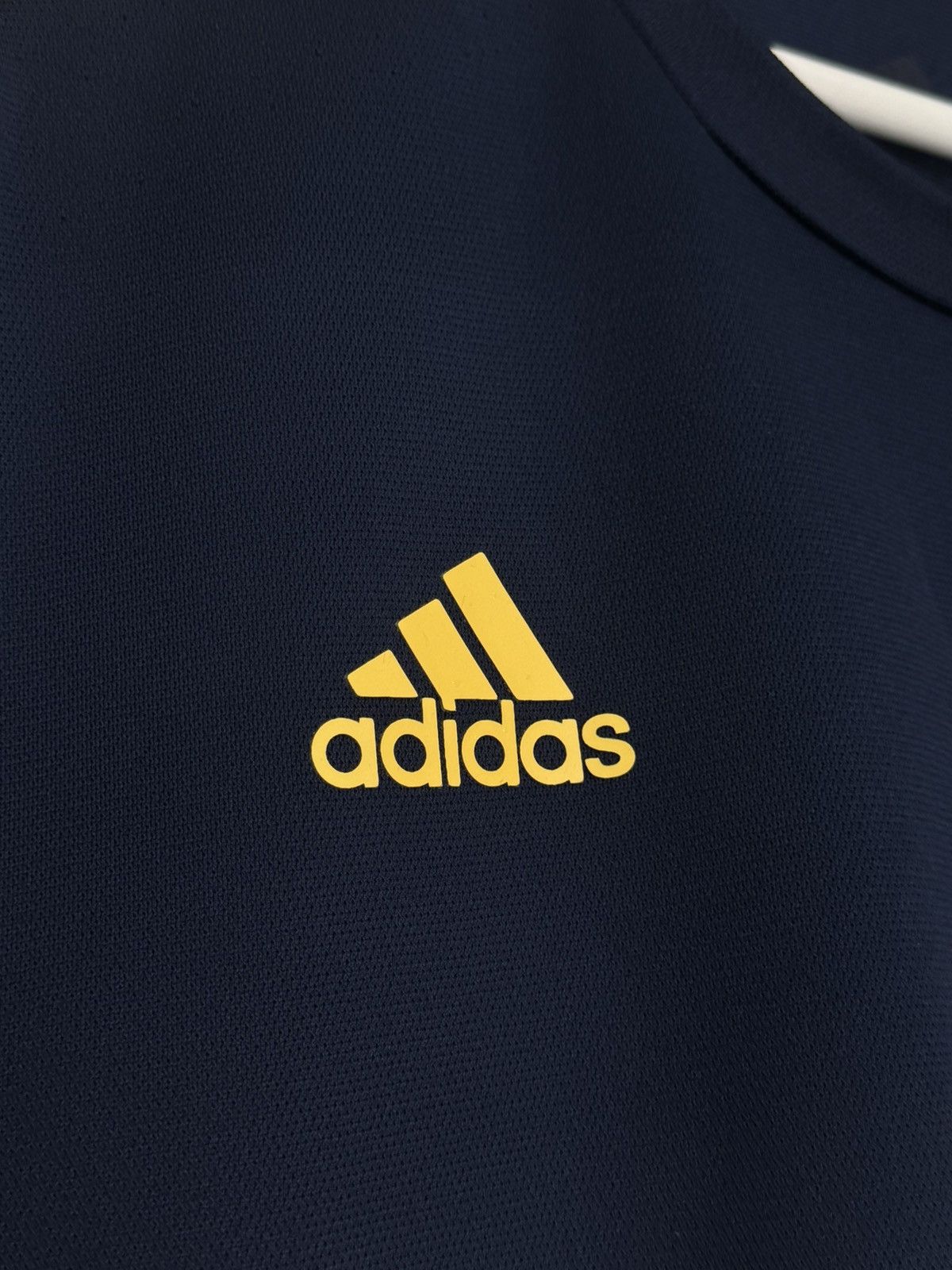 Adidas Adidas Arsenal London 2019/20 3rd Football Shirt Size US M / EU 48-50 / 2 - 7 Thumbnail