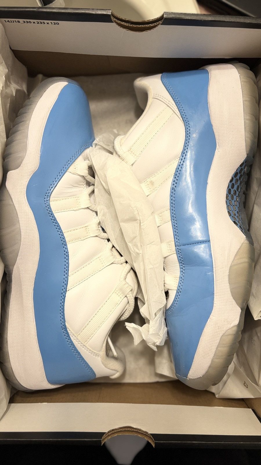 Jordan Brand AIR JORDAN 11 LOW UNC BLUE SZ 9.5 Size US 9.5 / EU 42-43 - 9 Thumbnail