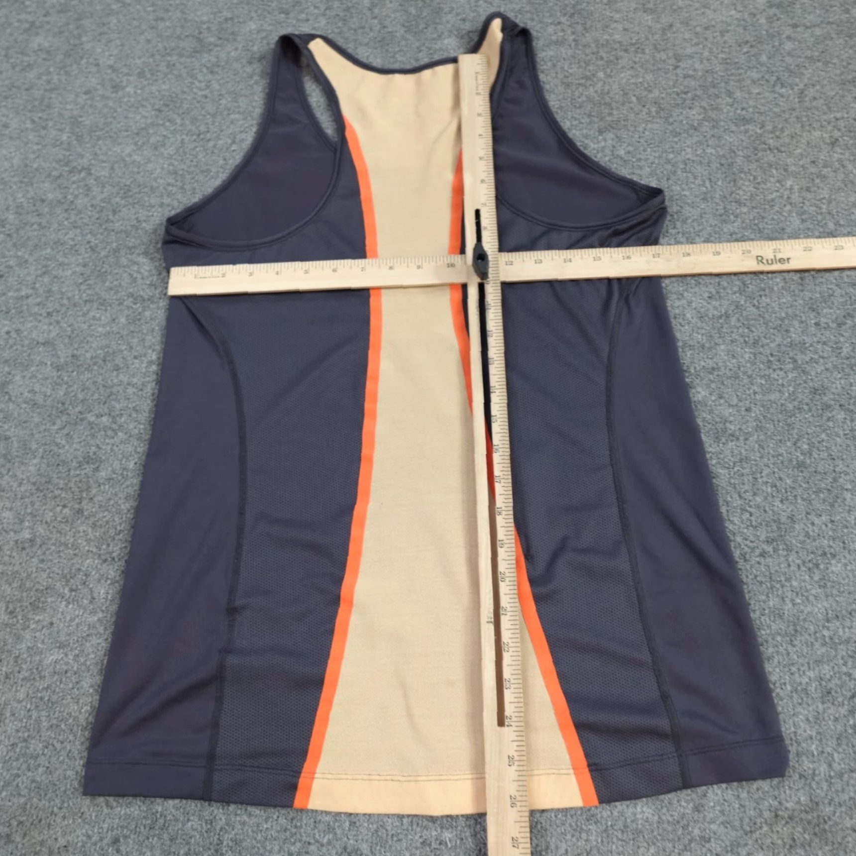 Nike Nike Pro Combat Tank Women L Gray Sleeveless Dri-Fit USA Basic Activewear N/A Size L / US 10 / IT 46 - 5 Thumbnail