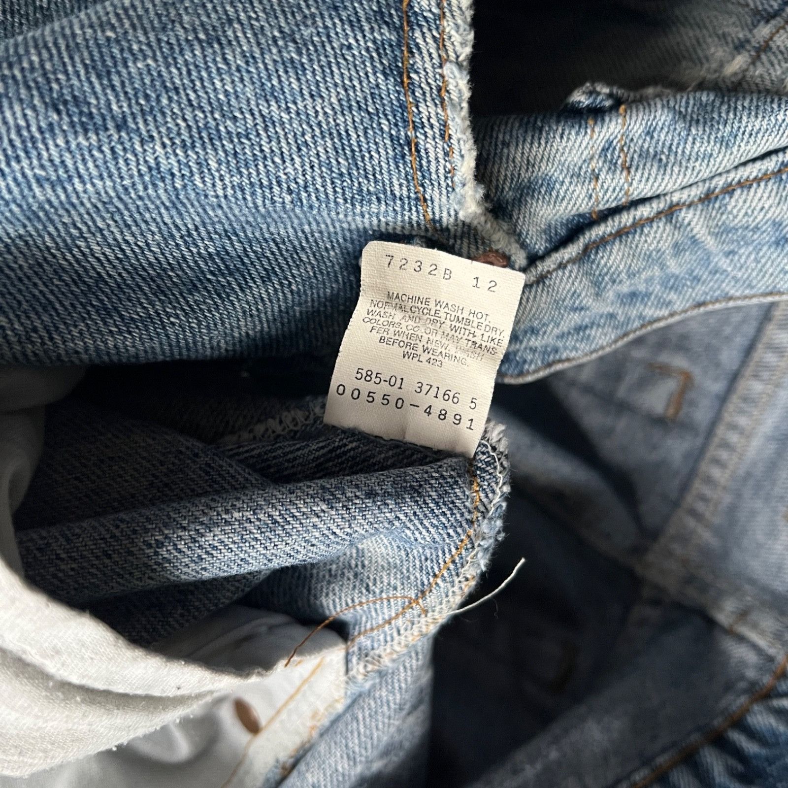 Levi's Levi's 550 Vintage USA Made Light Blue Denim Jeans 9803AC Size US 29 - 7 Thumbnail