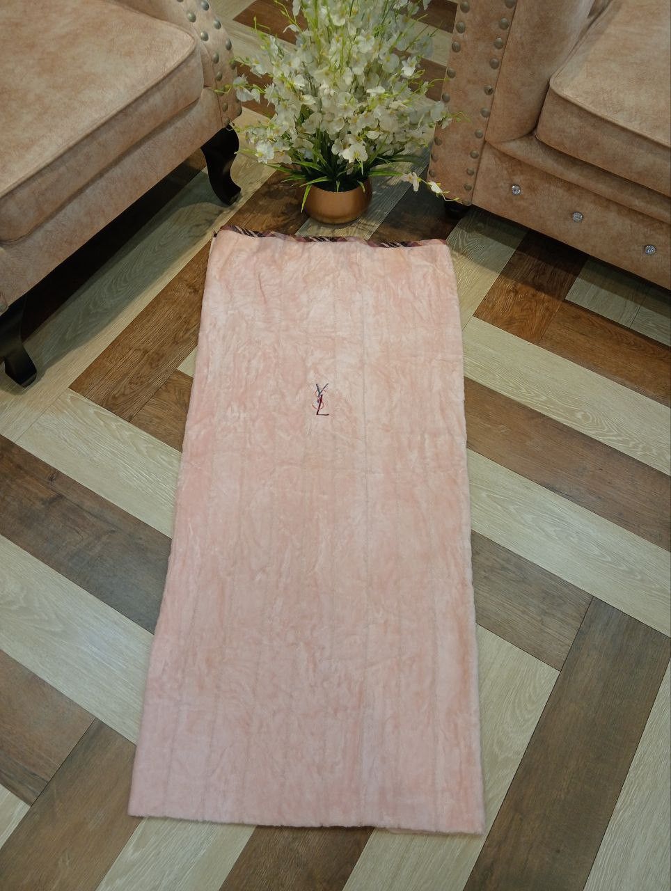 Yves Saint Laurent YVES SAINT LAURENT PEACH BLANKET - SIZE 140CM X 240CM Size ONE SIZE - 5 Thumbnail