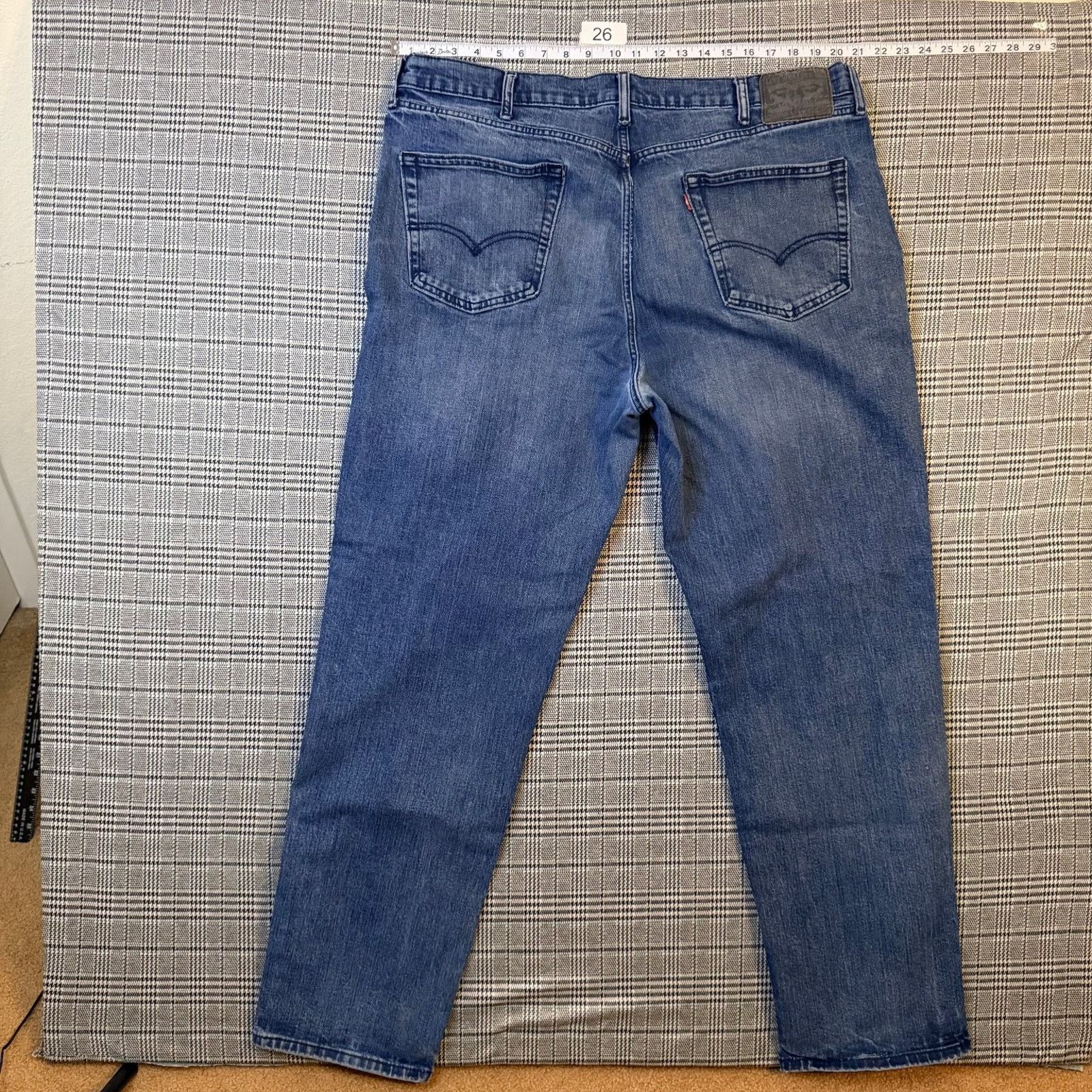 Levi's Levi's 550 Men's Jeans Blue Denim Relaxed Straight Leg 34x32 Size US 34 / EU 50 - 1 Thumbnail