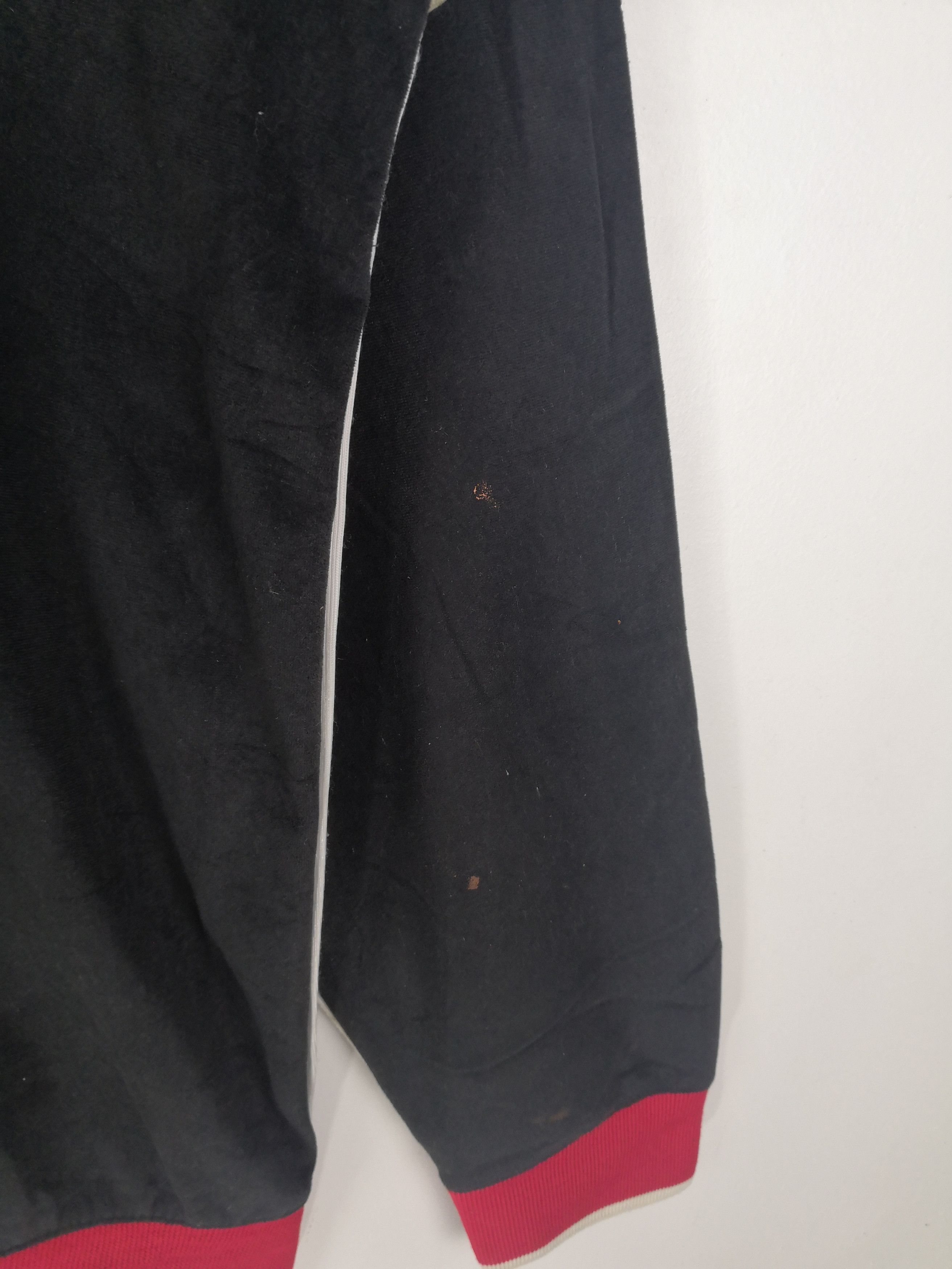 Fila Vintage Fila Velour Tracksuit Fila Sweater Big Logo Size US M / EU 48-50 / 2 - 7 Thumbnail