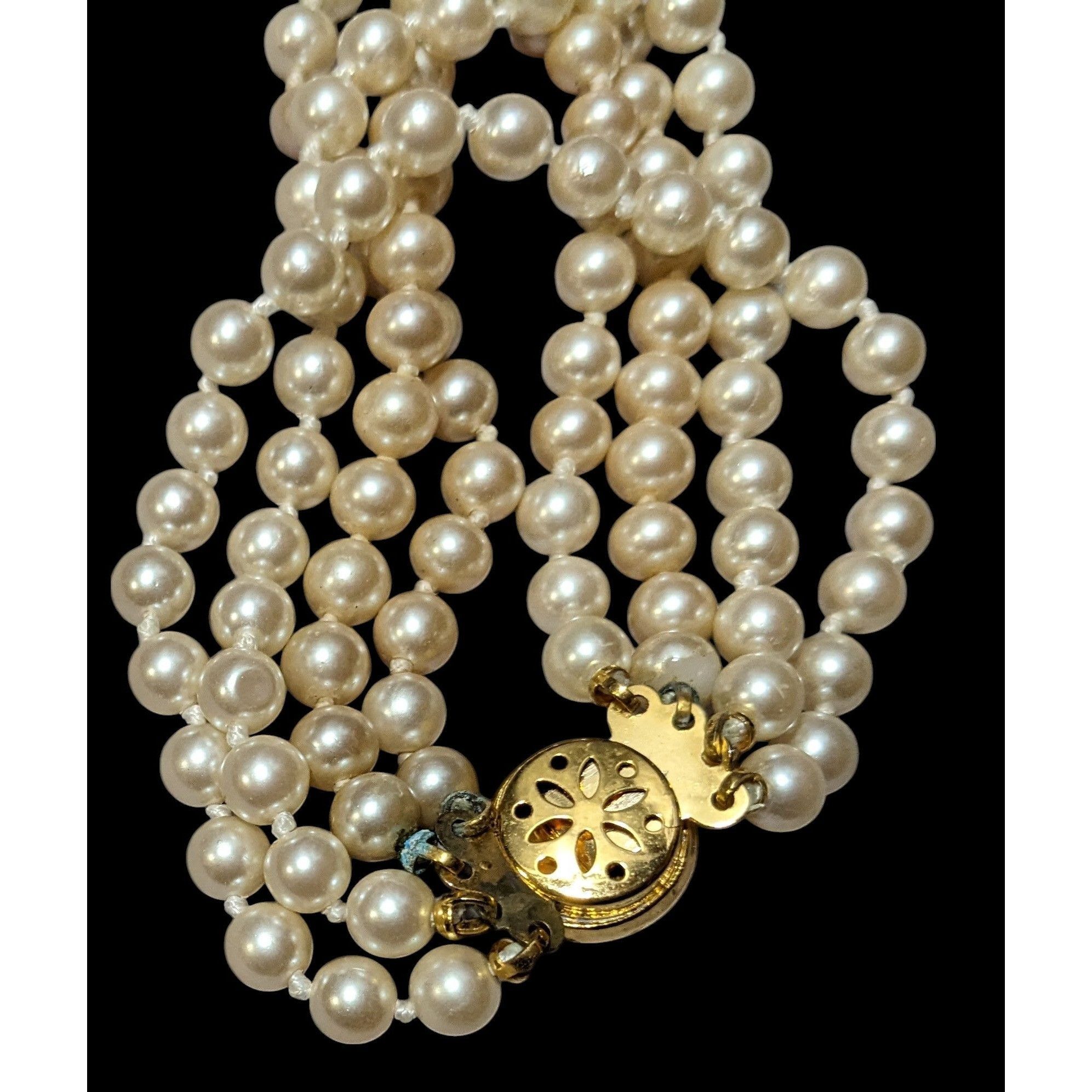 Other Vintage Faux Pearl Multistrand Faux Pearl Bracelet Size ONE SIZE - 4 Thumbnail