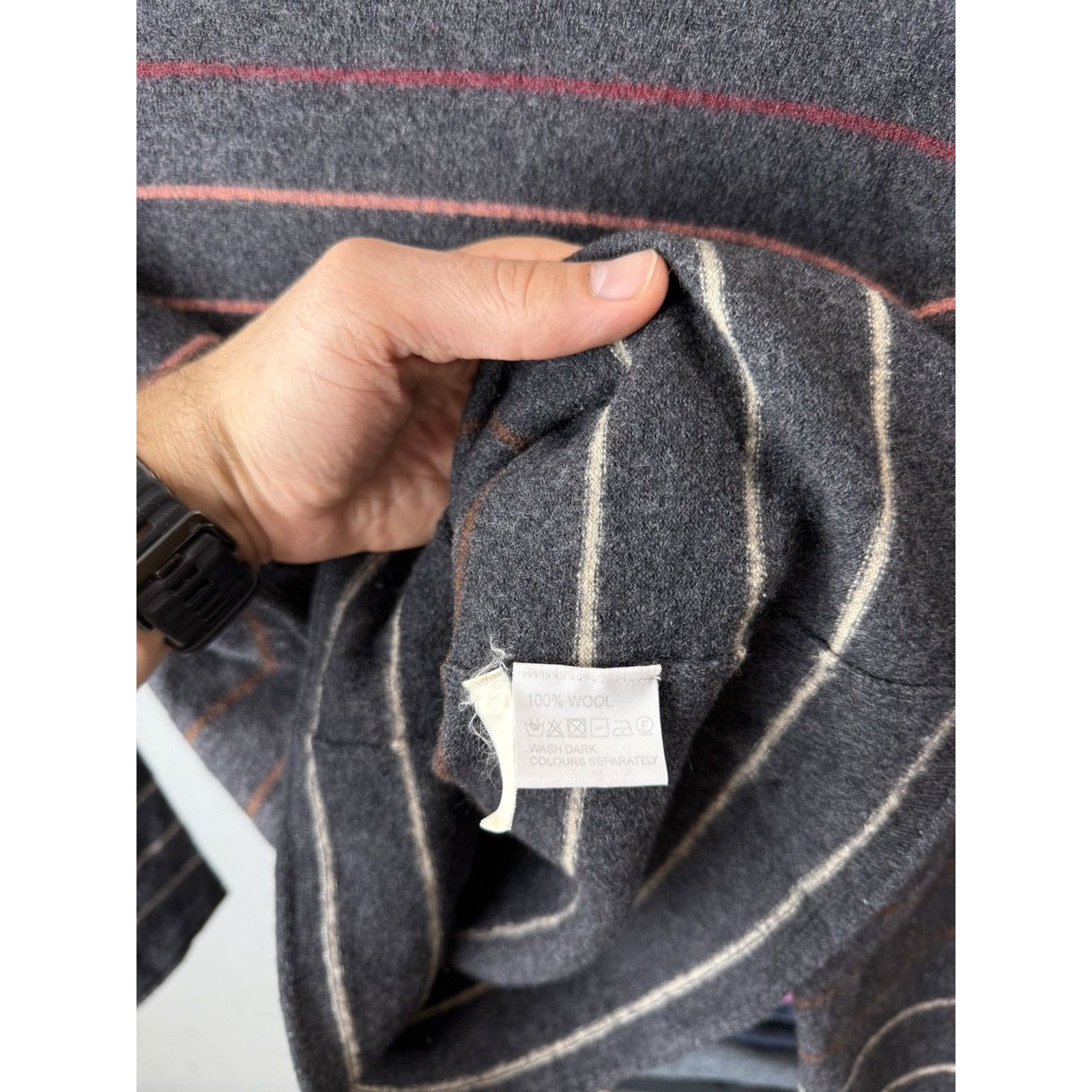 Yves Saint Laurent Vintage 1990’s YSL Yves Saint Laurent Wool Sweater Size S / US 4 / IT 40 - 7 Thumbnail