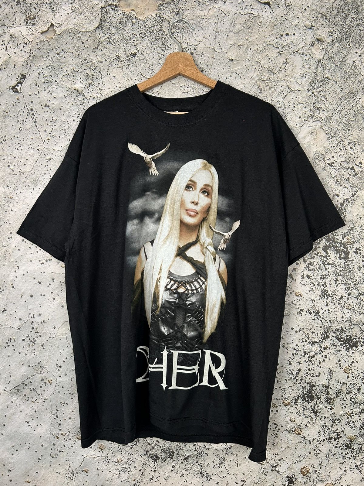 Band Tees Vintage Cher 2004 The Farewell Tour Rock Band Tee Rare Art Size US XL / EU 56 / 4 - 1 Thumbnail