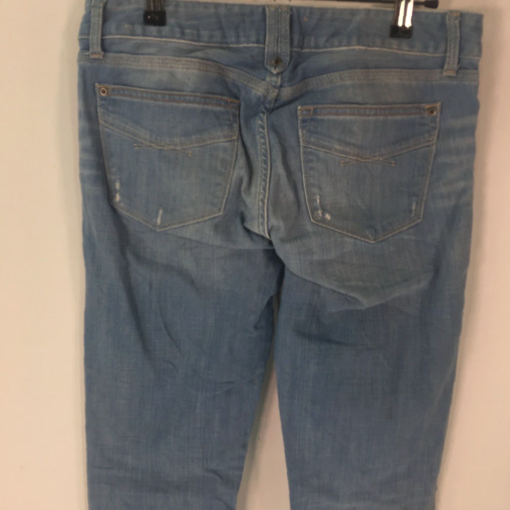 Gap Gap Jeans Women Solid Blue Distressed Straight Denim Size 2 30 in Inseam 30 in Rise Low 6.5-8.5 in Regular Size 26" / US 2 / IT 38 - 5 Thumbnail