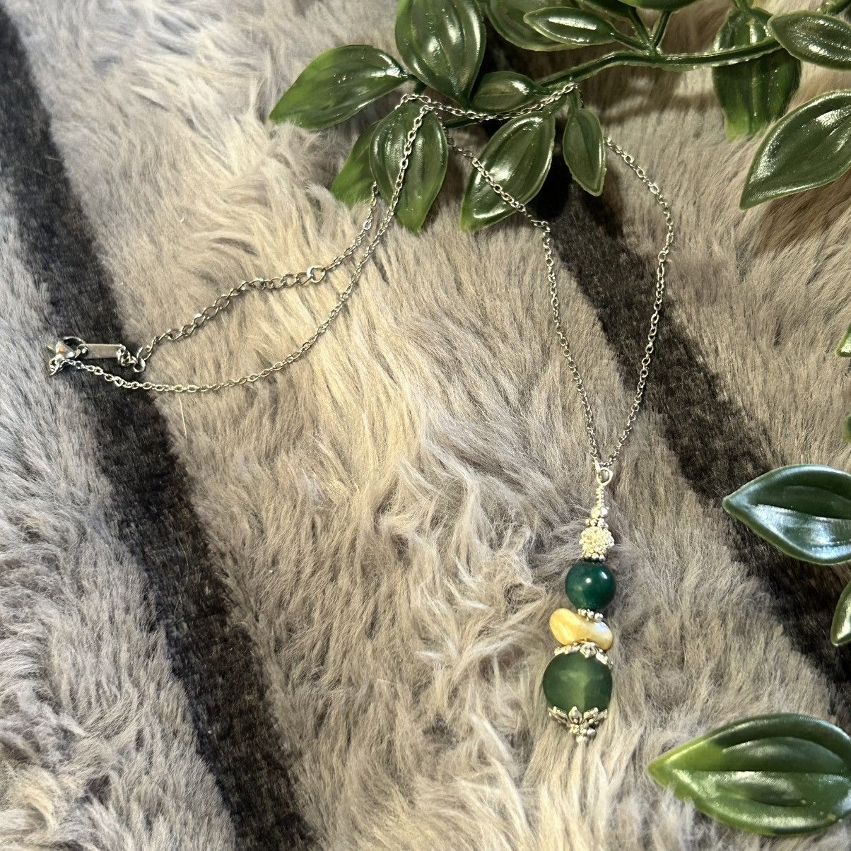 Handmade Handcrafted elegant genuine stone pendant on chain necklace Size ONE SIZE - 6 Thumbnail