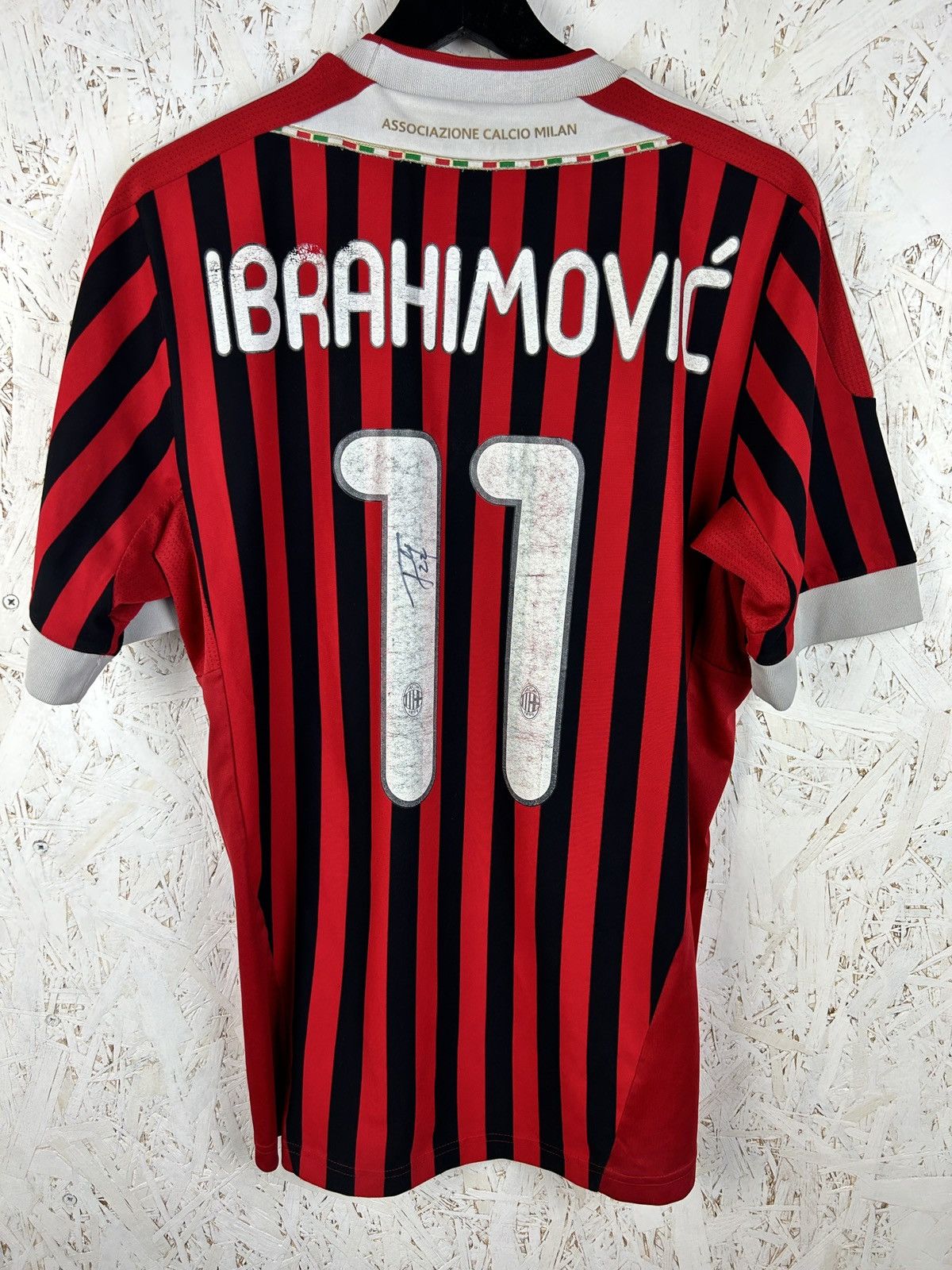 Adidas Adidas AC Milan 2011/12 #11 Zlatan Ibrahimovic Signed Jersey Size US M / EU 48-50 / 2 - 1 Thumbnail