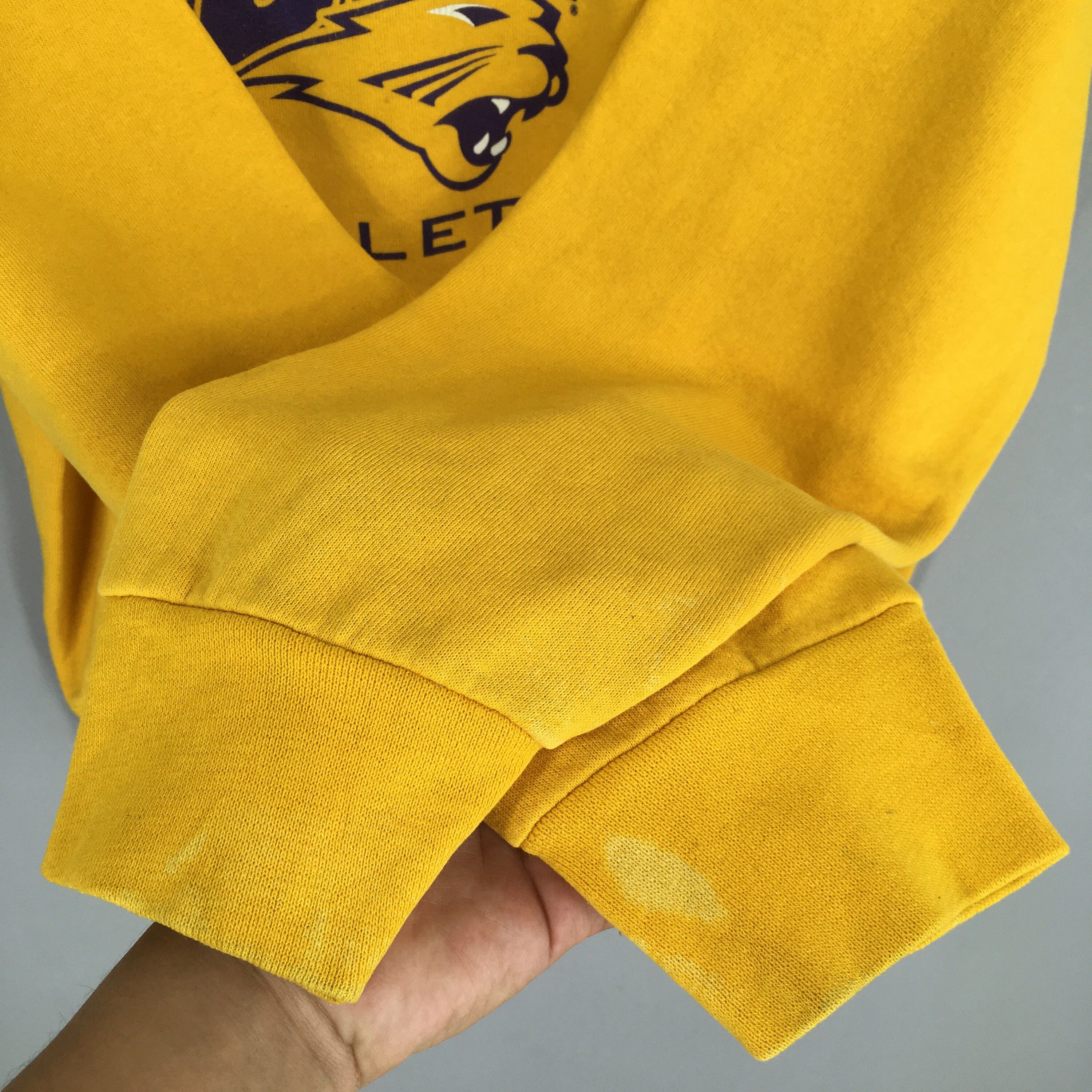 NCAA Vintage Northern Iowa Panthers Football Sweatshirt Large Size US L / EU 52-54 / 3 - 4 Thumbnail