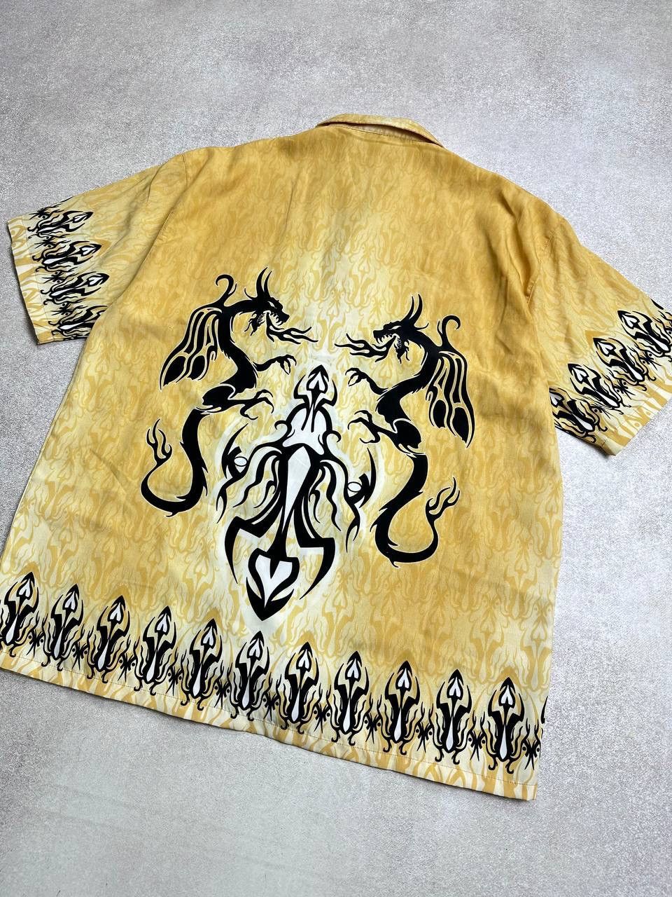 Vintage Vintage Tribal Japanese Dragons Y2K Hawaii Shirt L Size US L / EU 52-54 / 3 - 4 Thumbnail