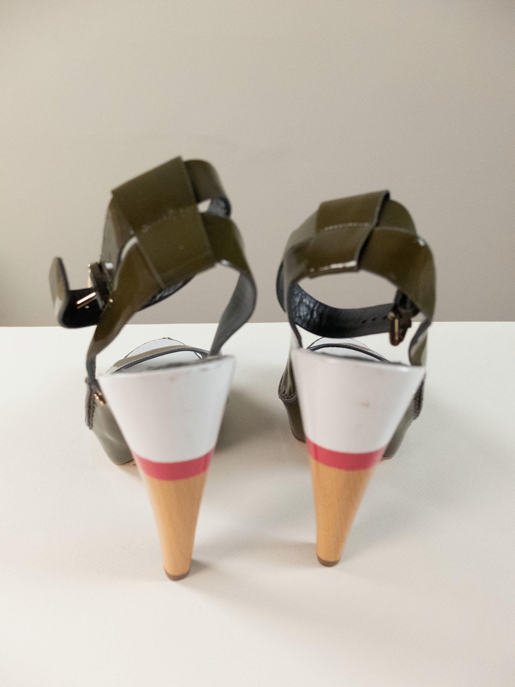 Celine CELINE vintage green patent leather patent slingback sandals Size US 6 / IT 36 - 6 Thumbnail