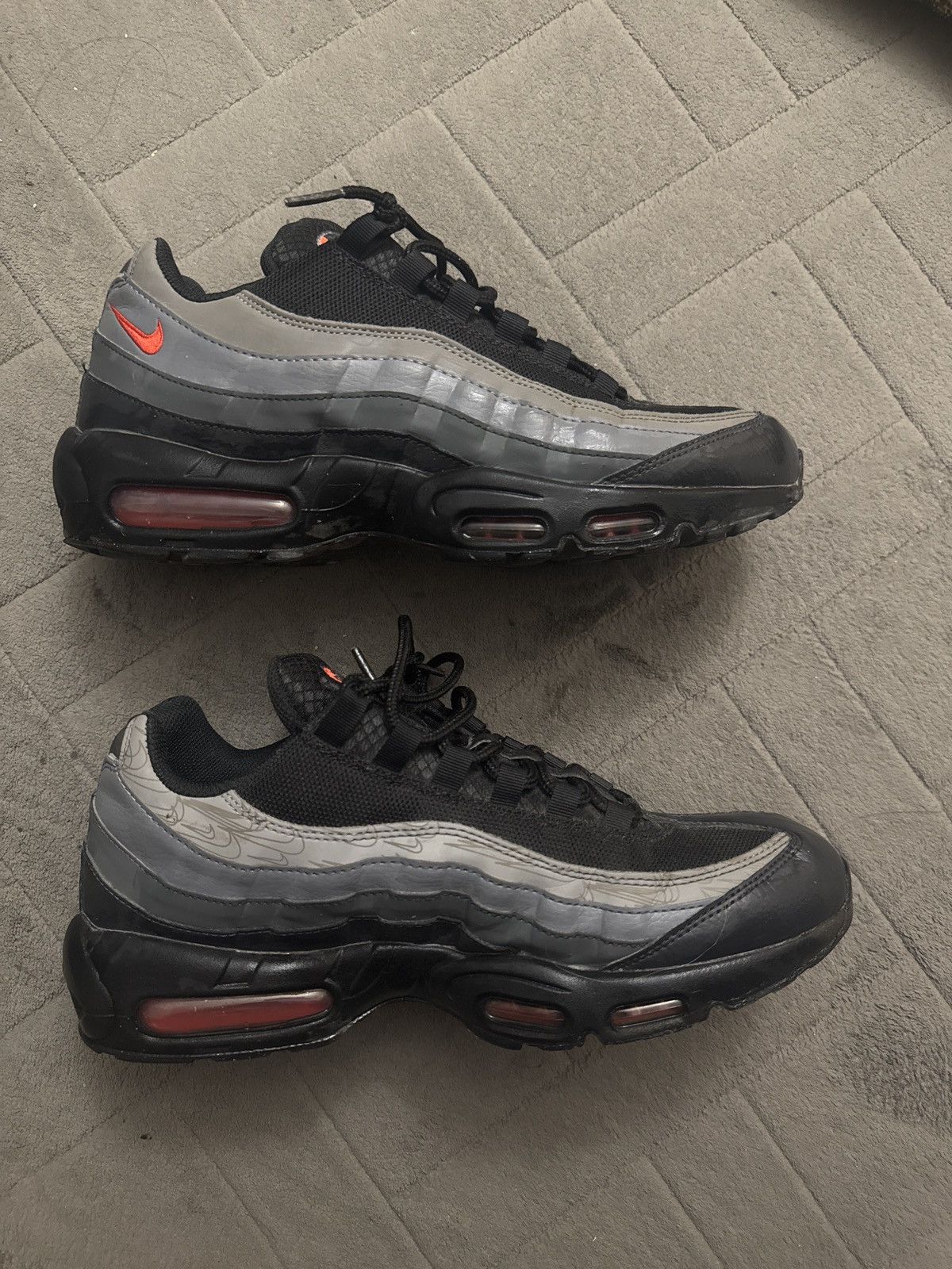 Nike Nike air max 95 Size US 10 / EU 43 - 2 Thumbnail