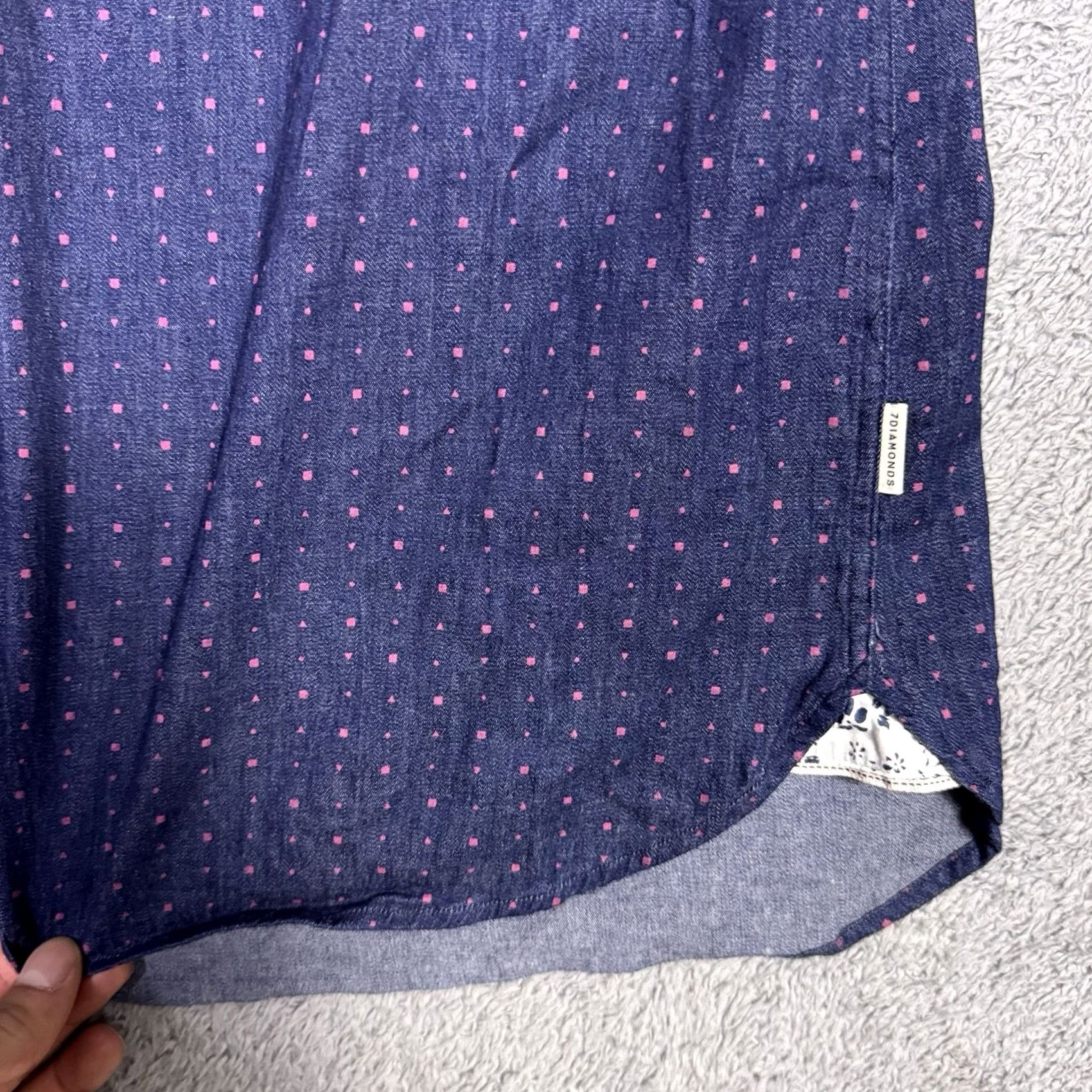 Vintage 7 Diamonds Shirt Mens 2XL Chambray Denim 4 Way Stretch Geometric Button-Up Short Sleeve Collared Modern Casual Sportwear Navy Blue Mens Size US XXL / EU 58 / 5 - 6 Thumbnail