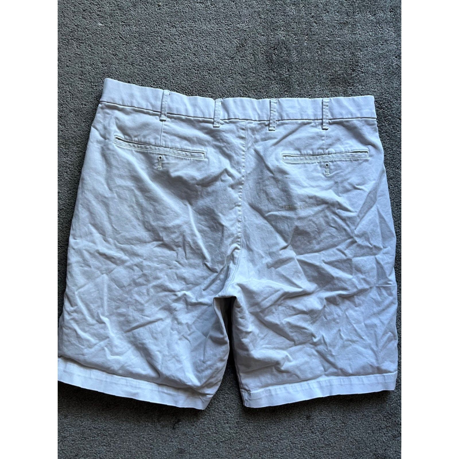 Gap GAP Shorts Men’s 36 Ivory Khaki Stretch 10" 5-Pocket Regular Size US 36 / EU 52 - 2 Thumbnail