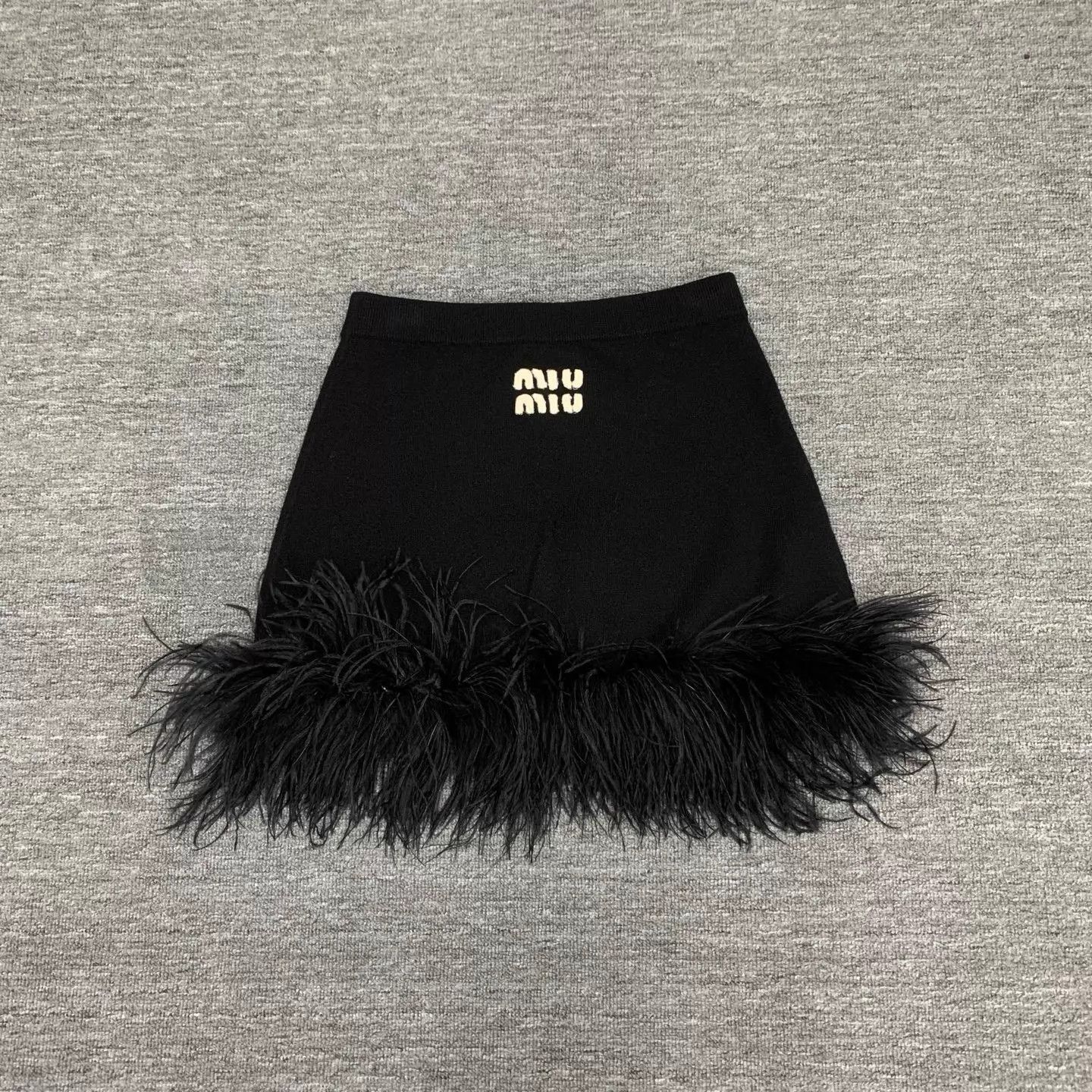 Miu Miu MIU MIU black plush knit mini skirt 40 95new Size 27" / US 4 / IT 40 - 2 Thumbnail