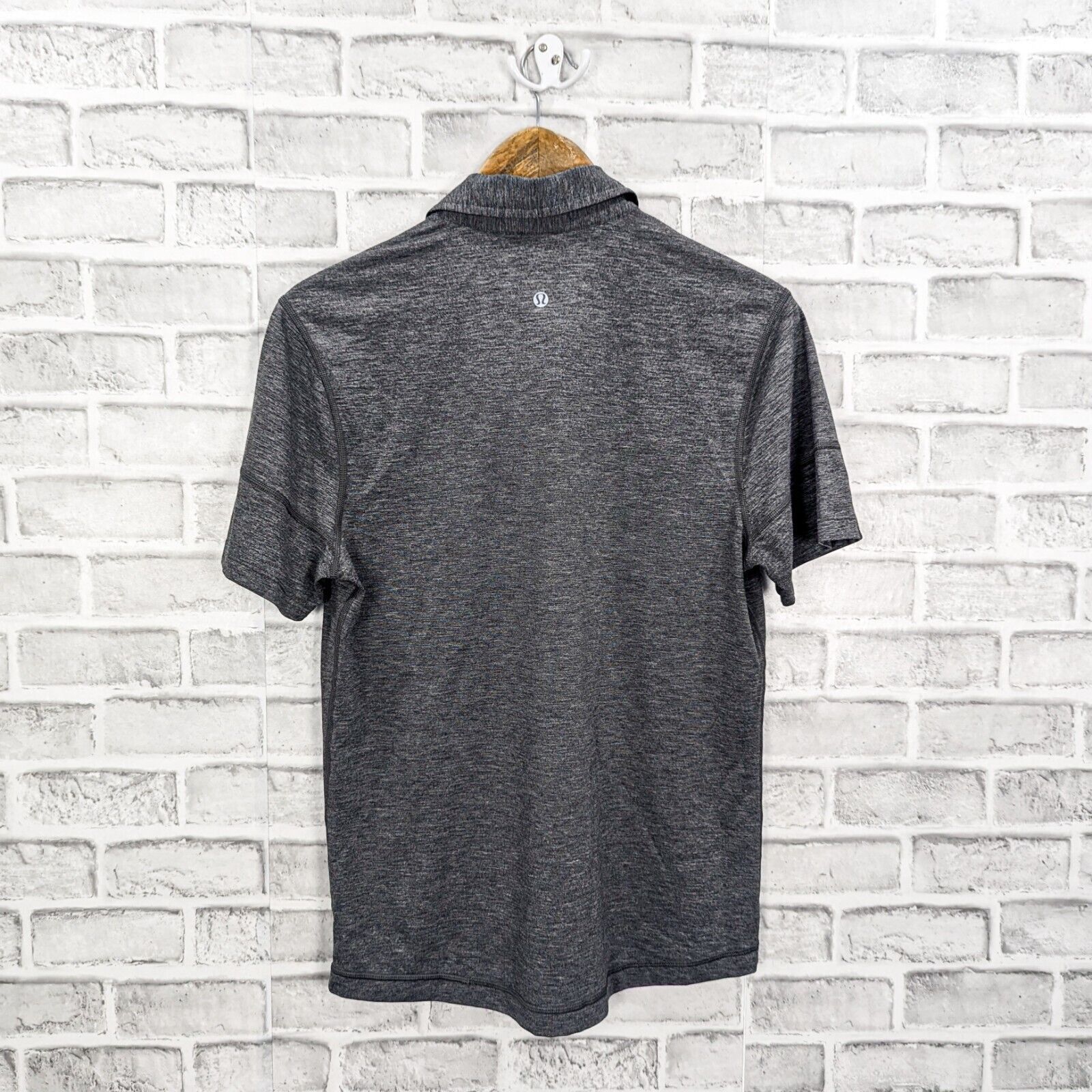 Lululemon Lululemon Men's Metal tech Polo Shirt Heather Gray Small Size US S / EU 44-46 / 1 - 2 Thumbnail