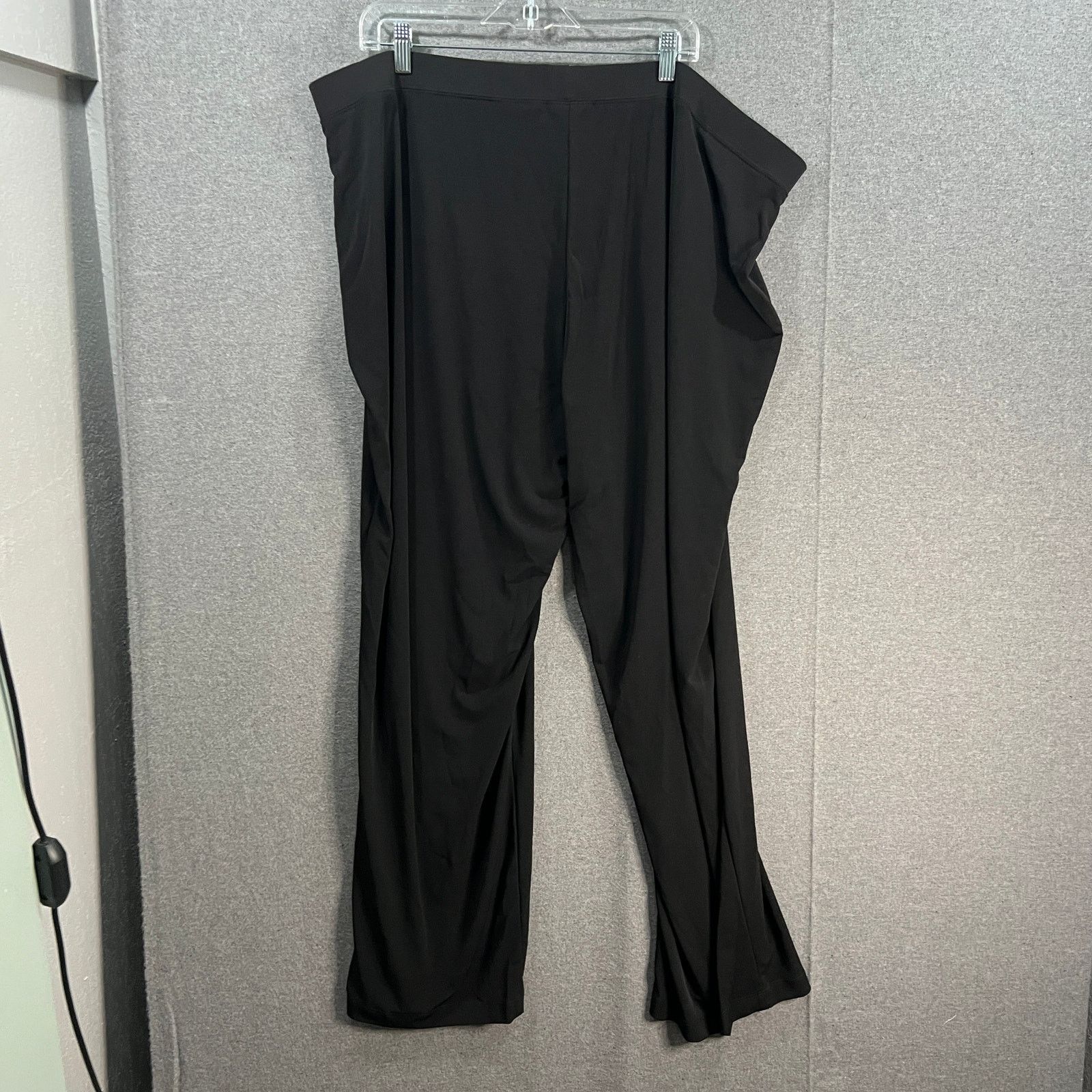 Other Susan Graver Essentials Liquid Knit Straight Lee Pants Size 38" / US 16 / IT 52 - 2 Thumbnail