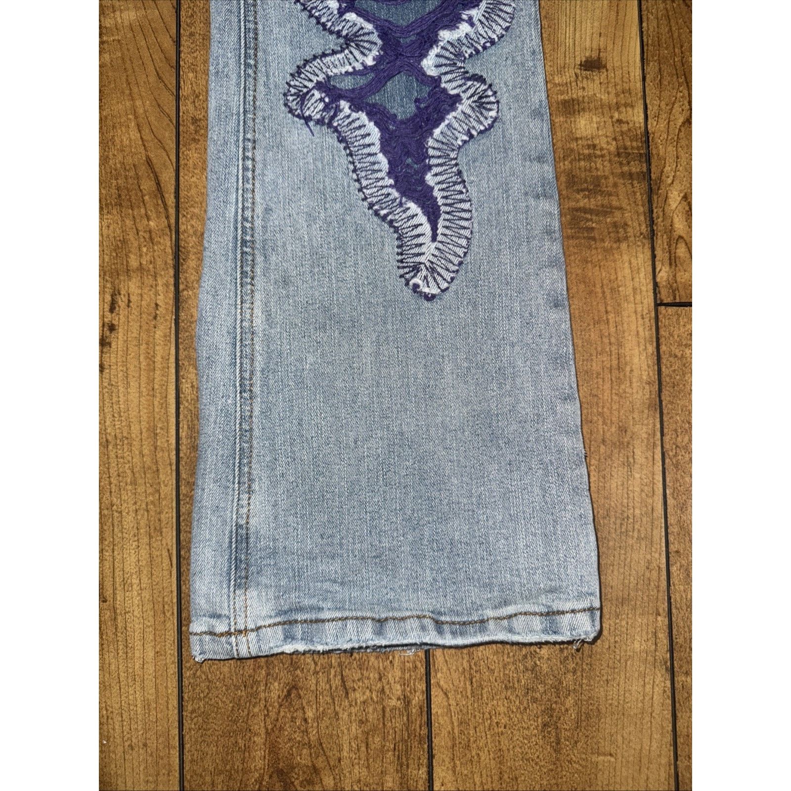 EPTM. EPTM Flared Denim Streetwear Embroidered Y2K Distressed Blue Size US 30 / EU 46 - 2 Thumbnail