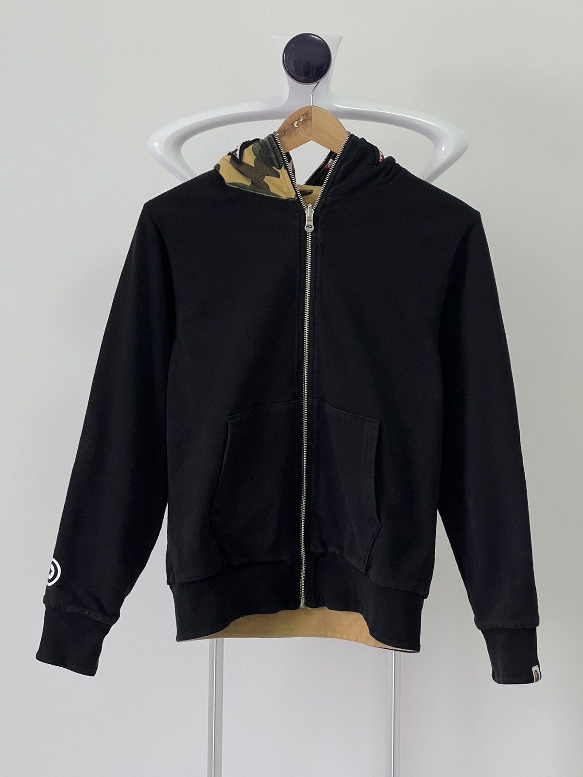 Bape Reversible camouflage with black Bape Shark print hoodie Size US S / EU 44-46 / 1 - 19 Thumbnail