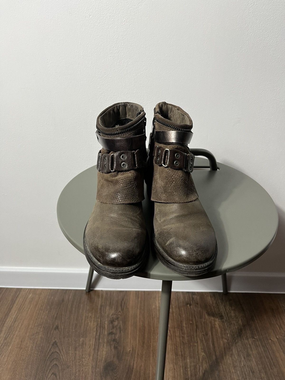 Vintage Avant-Garde Distressed Boots Size 39 – Grunge Military Style Size US 8 / IT 38 - 5 Thumbnail