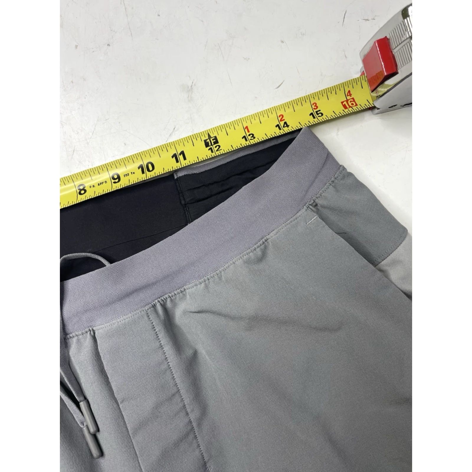 Lululemon Lululemon Men's Switch Up Pant 28.5" Asphalt Grey / Light Cast Size Medium Jogger Slim Straight Pant Athletic Regular Mens Size US 31 - 5 Thumbnail