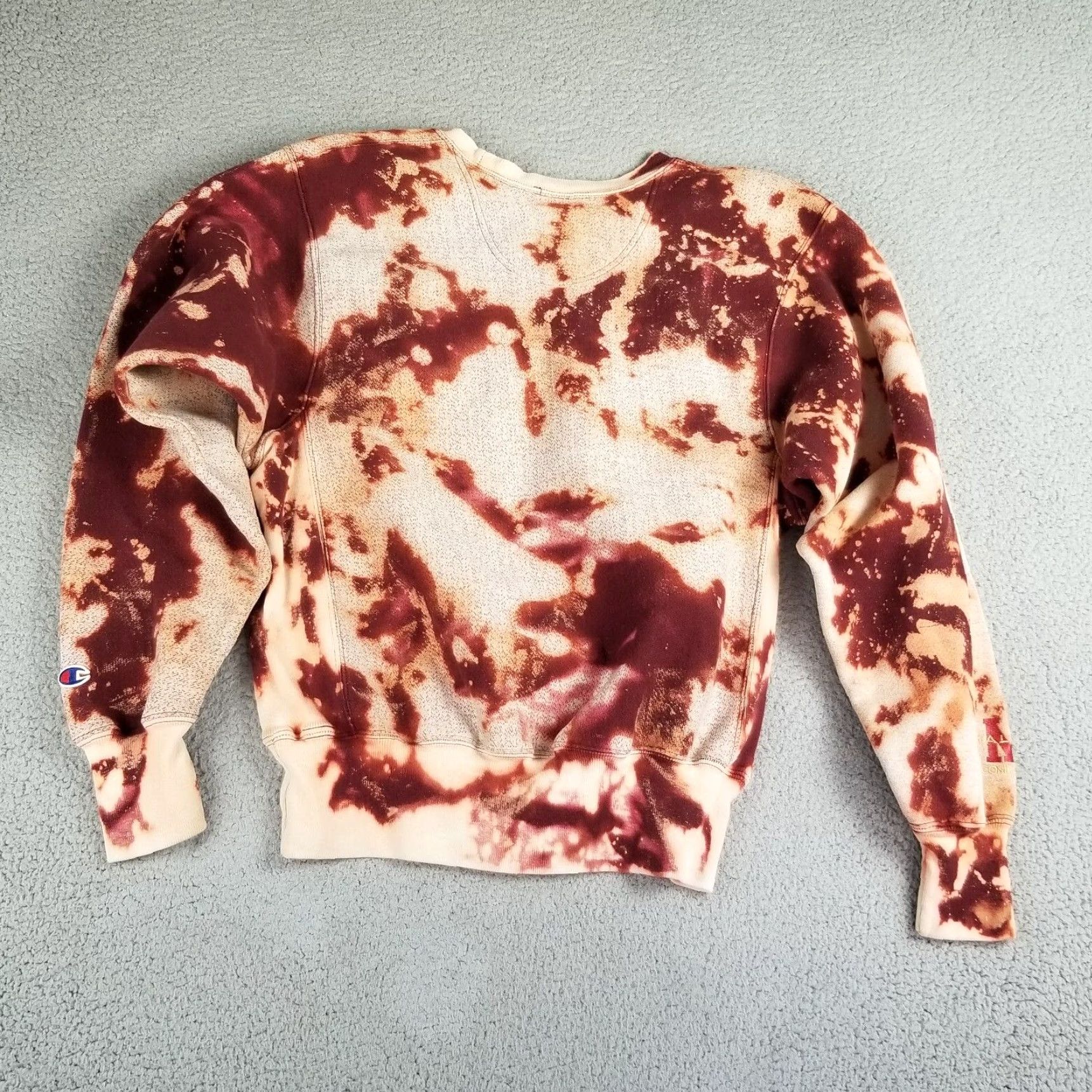 Champion VINTAGE Champion Sweatshirt Unisex Adults Small Burgundy Reversible Tie-Dye 90s Crewneck Mens Womens Size US S / EU 44-46 / 1 - 2 Thumbnail